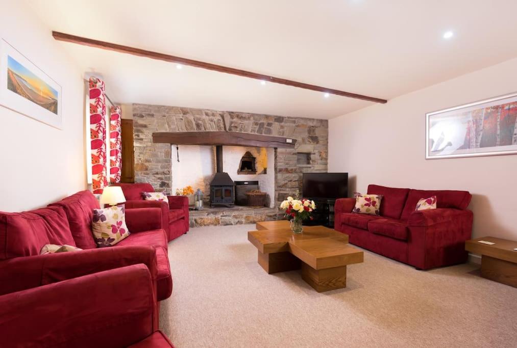 The Farmhouse-TheHomeAwaySouth