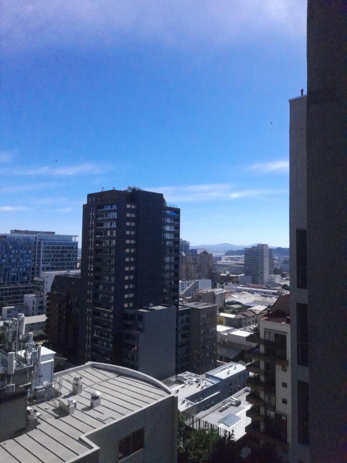 Departamento 1 ambiente amoblado hermosa vista Chacabuco esquina salas