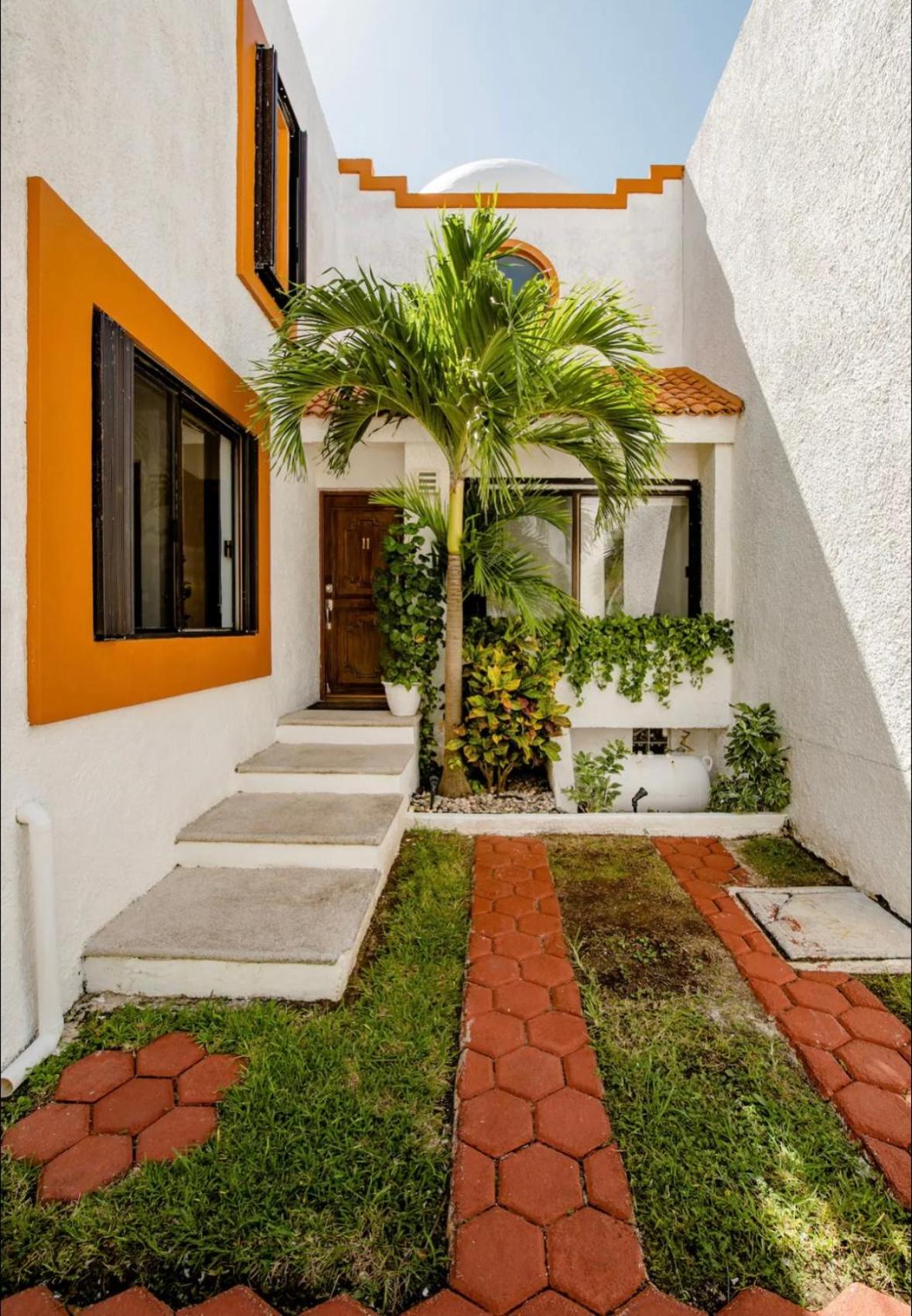Amazing Villas at Las Cupulas