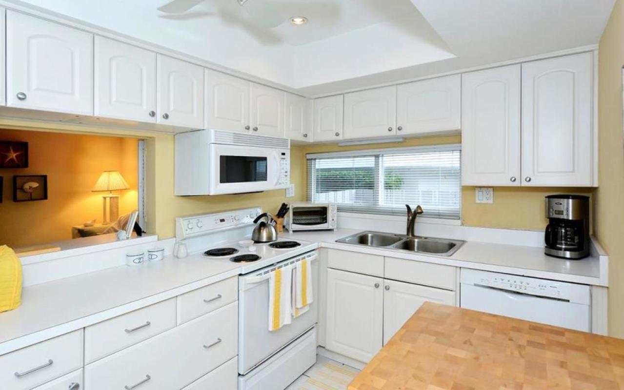 6023 WPW Townhome with Picturesque Pond View view 4