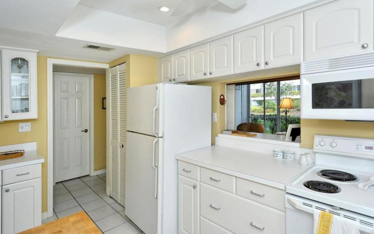 6023 WPW Townhome with Picturesque Pond View view 5