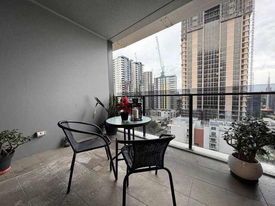Hotel Luxury And Convenient Unit In South Brisbane