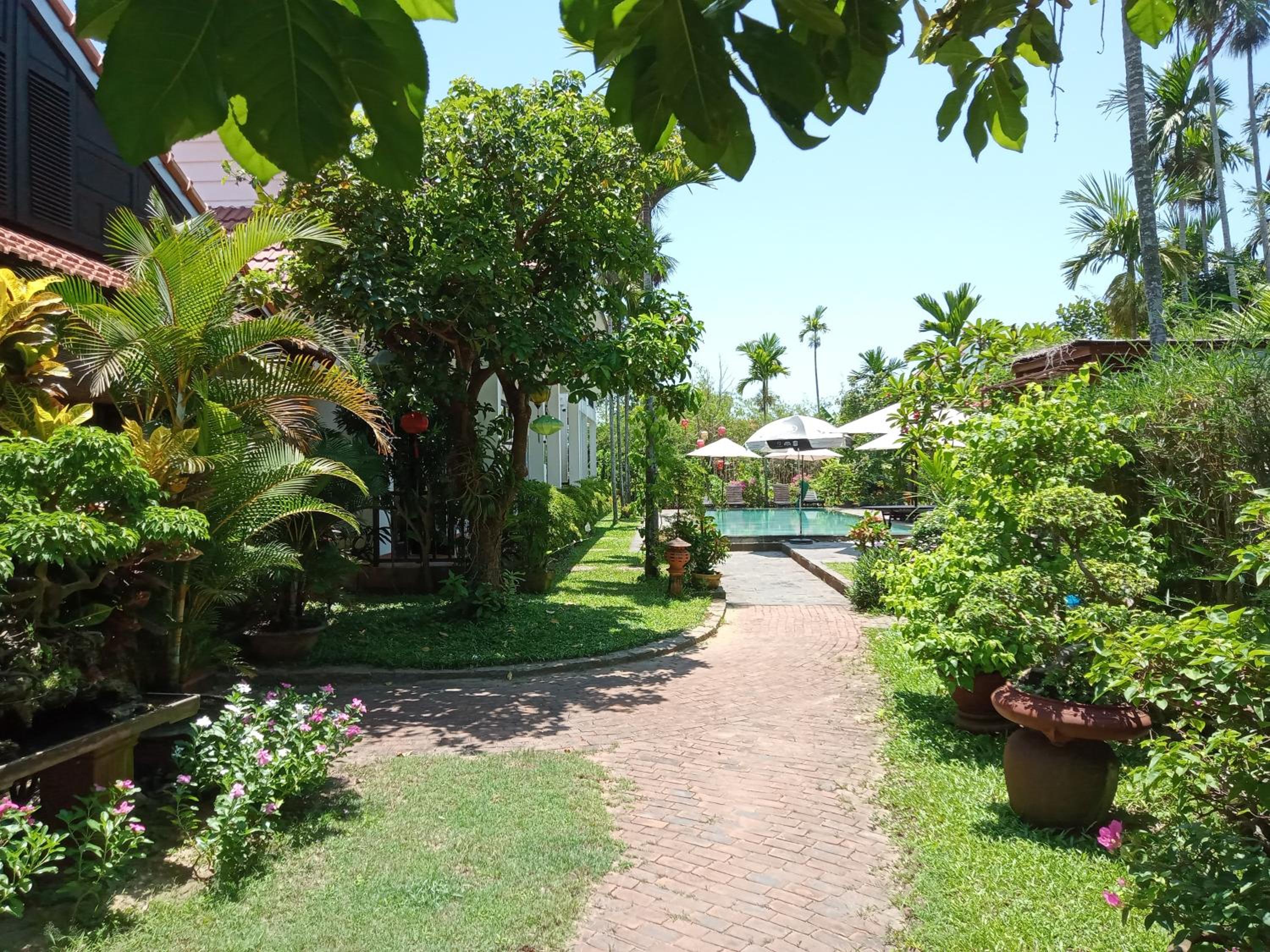 Green Areca villa