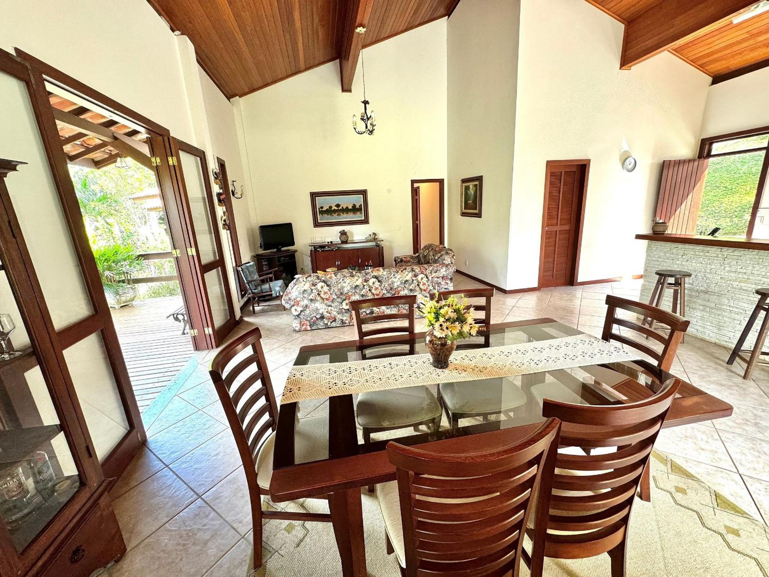 Casa de Campo com piscina, lago e Wi-fi