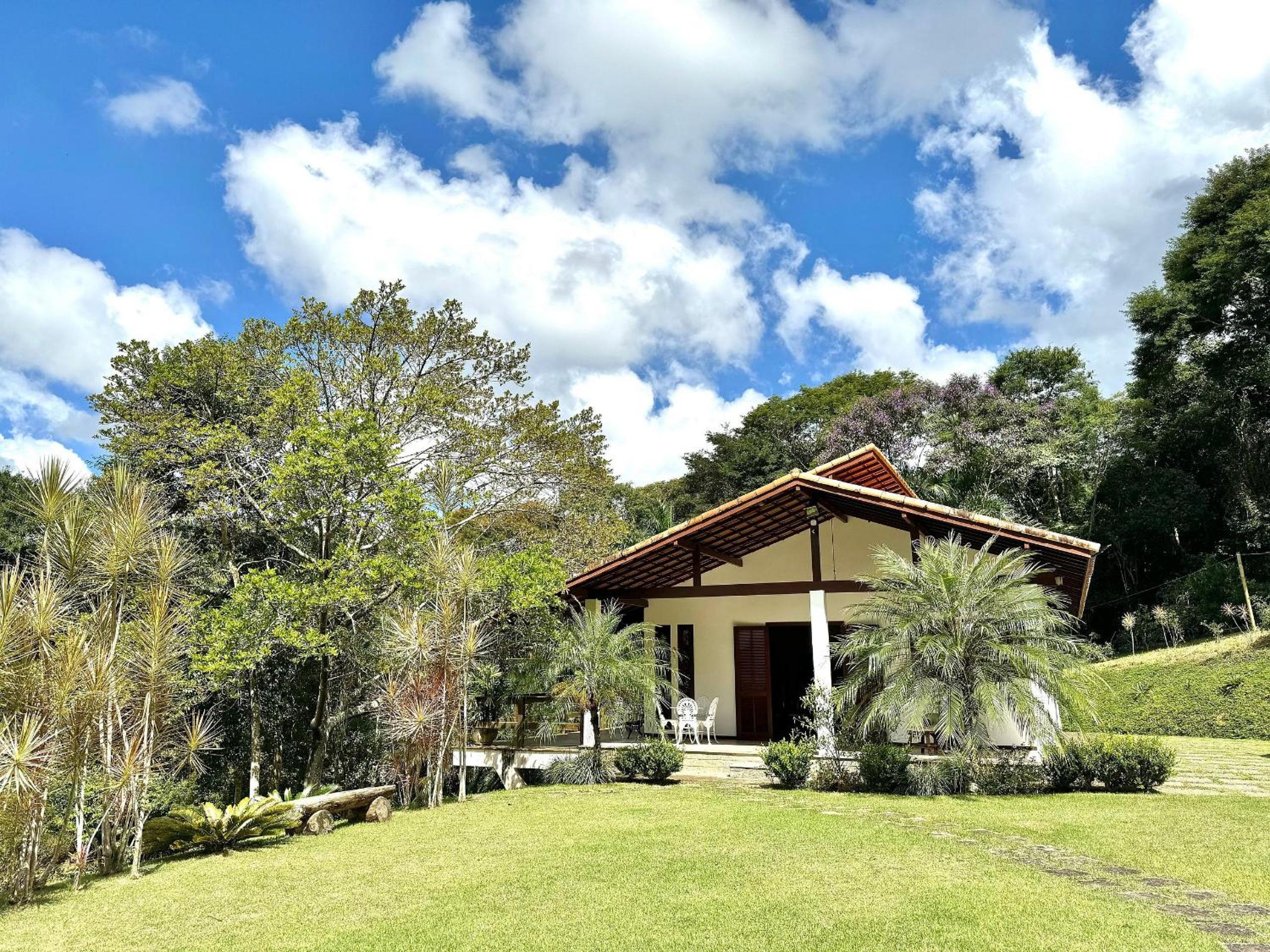 Casa de Campo com piscina, lago e Wi-fi