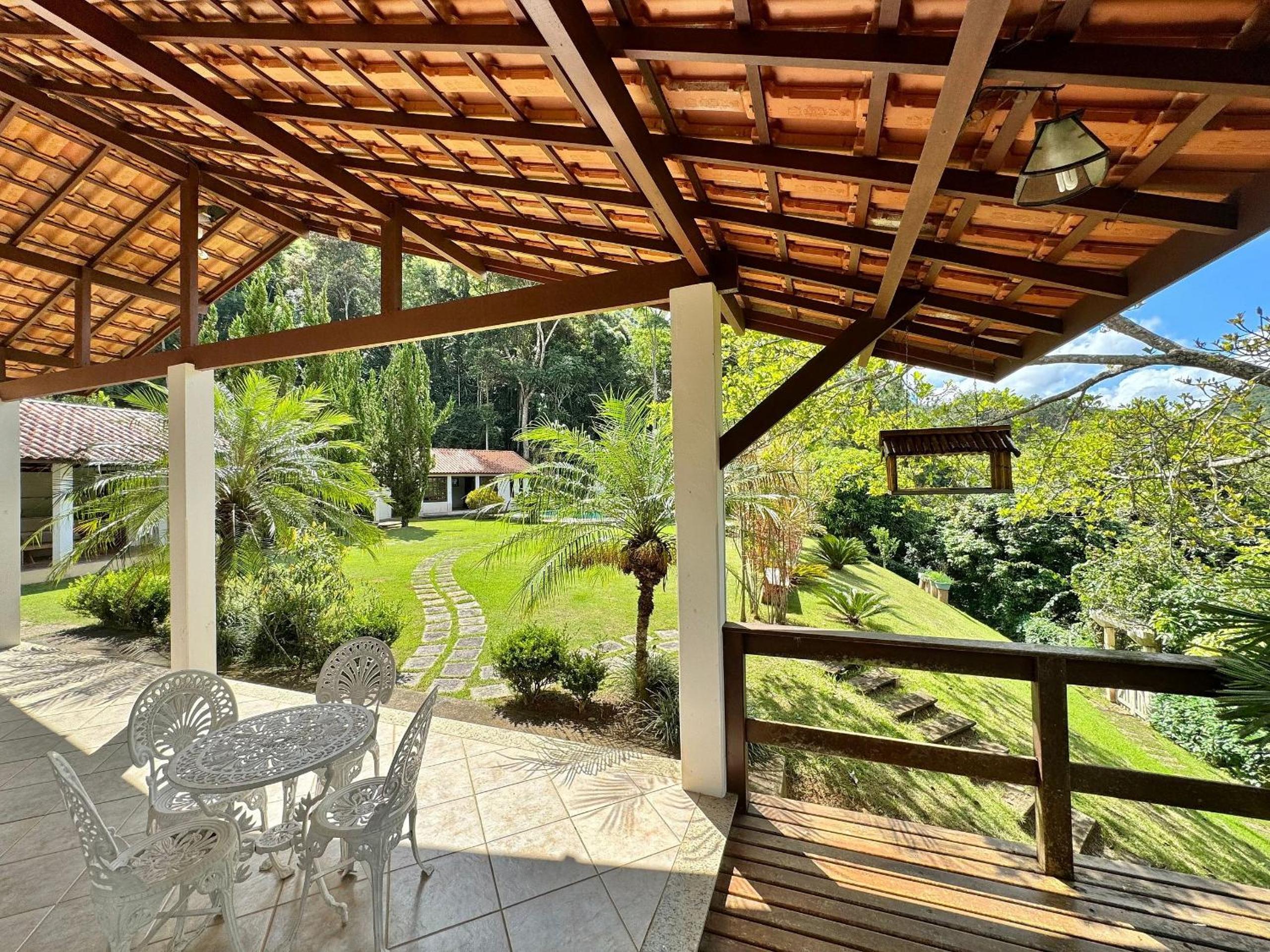 Casa de Campo com piscina, lago e Wi-fi