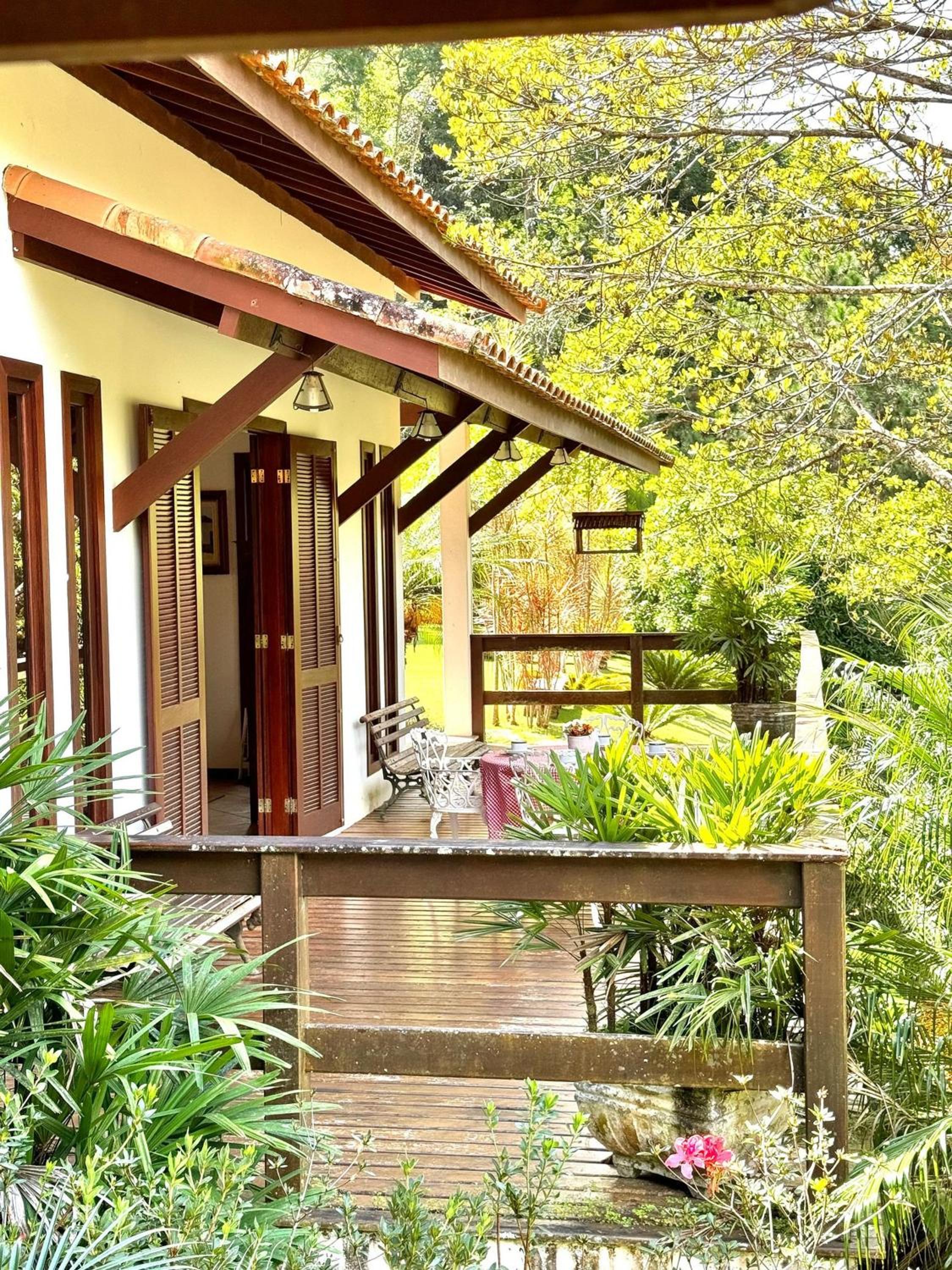 Casa de Campo com piscina, lago e Wi-fi