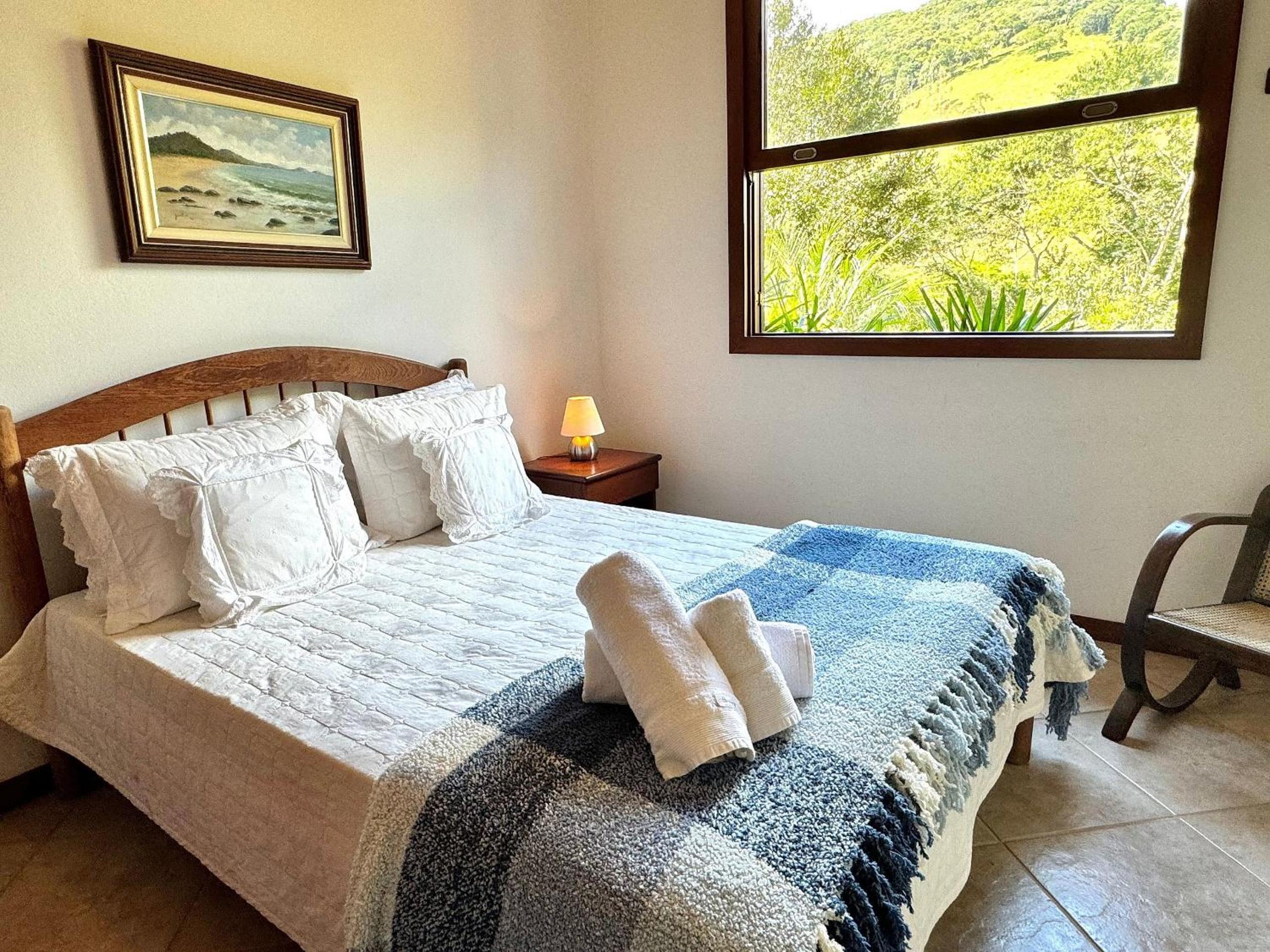 Casa de Campo com piscina, lago e Wi-fi