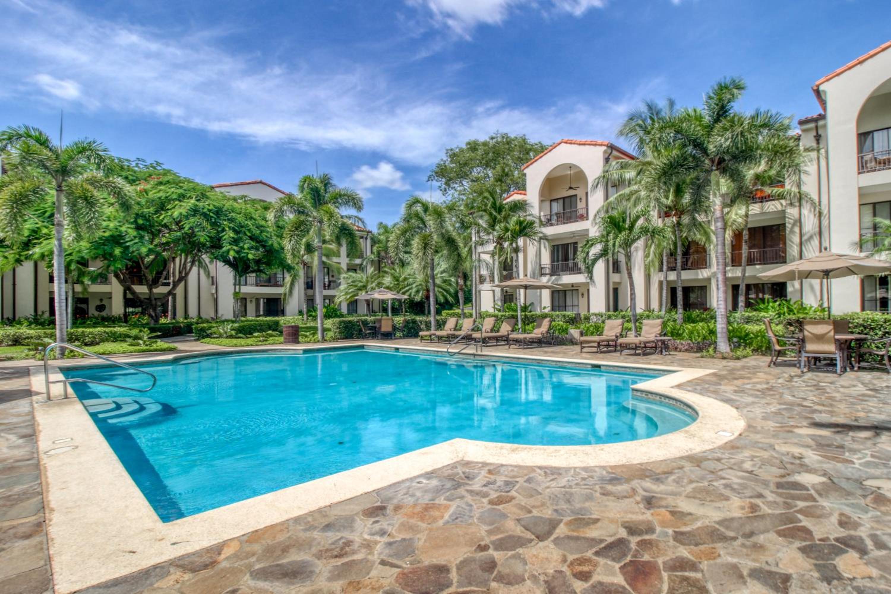 Pacifico Townhouse 106
