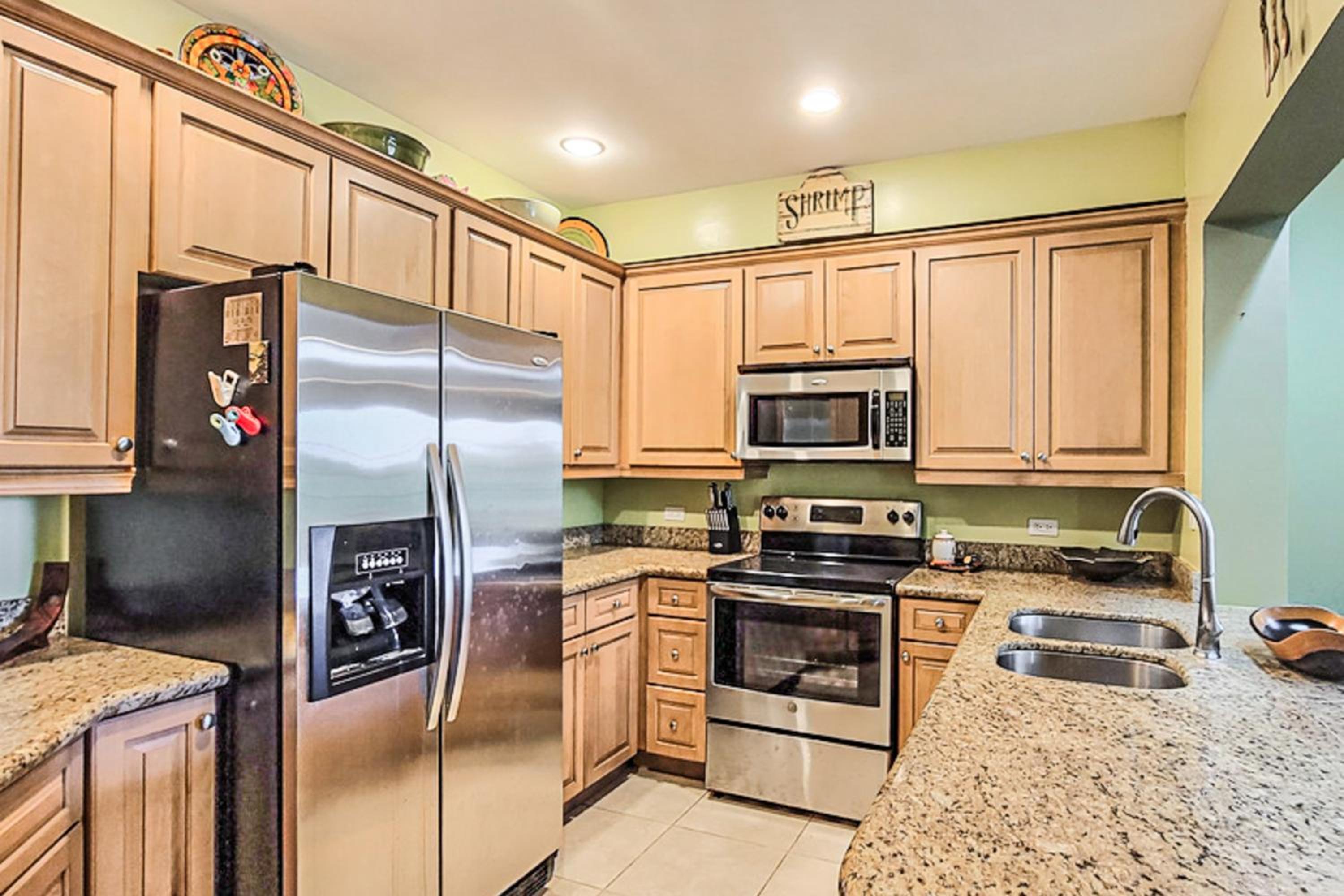 Pacifico Townhouse 106