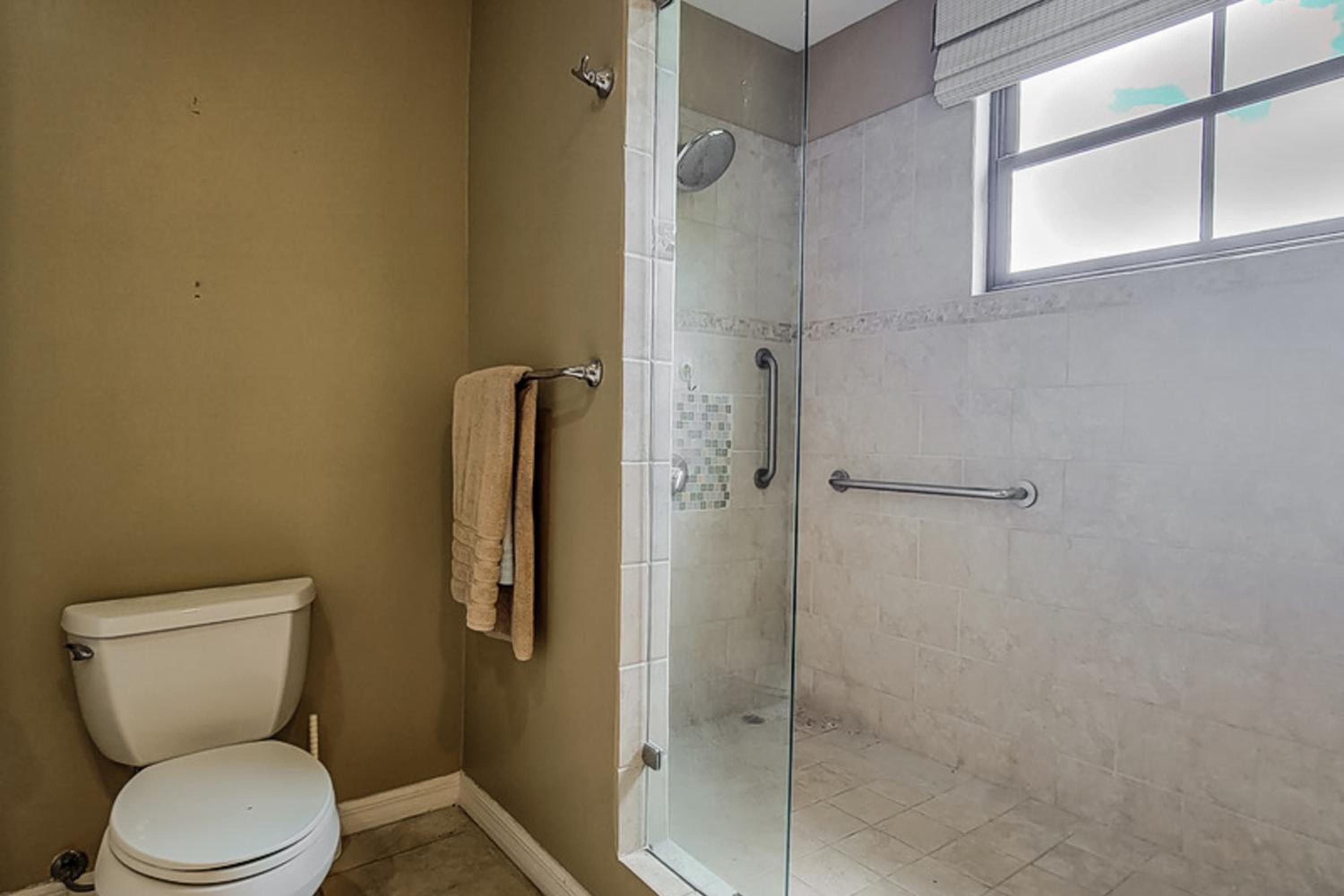 Pacifico Townhouse 106