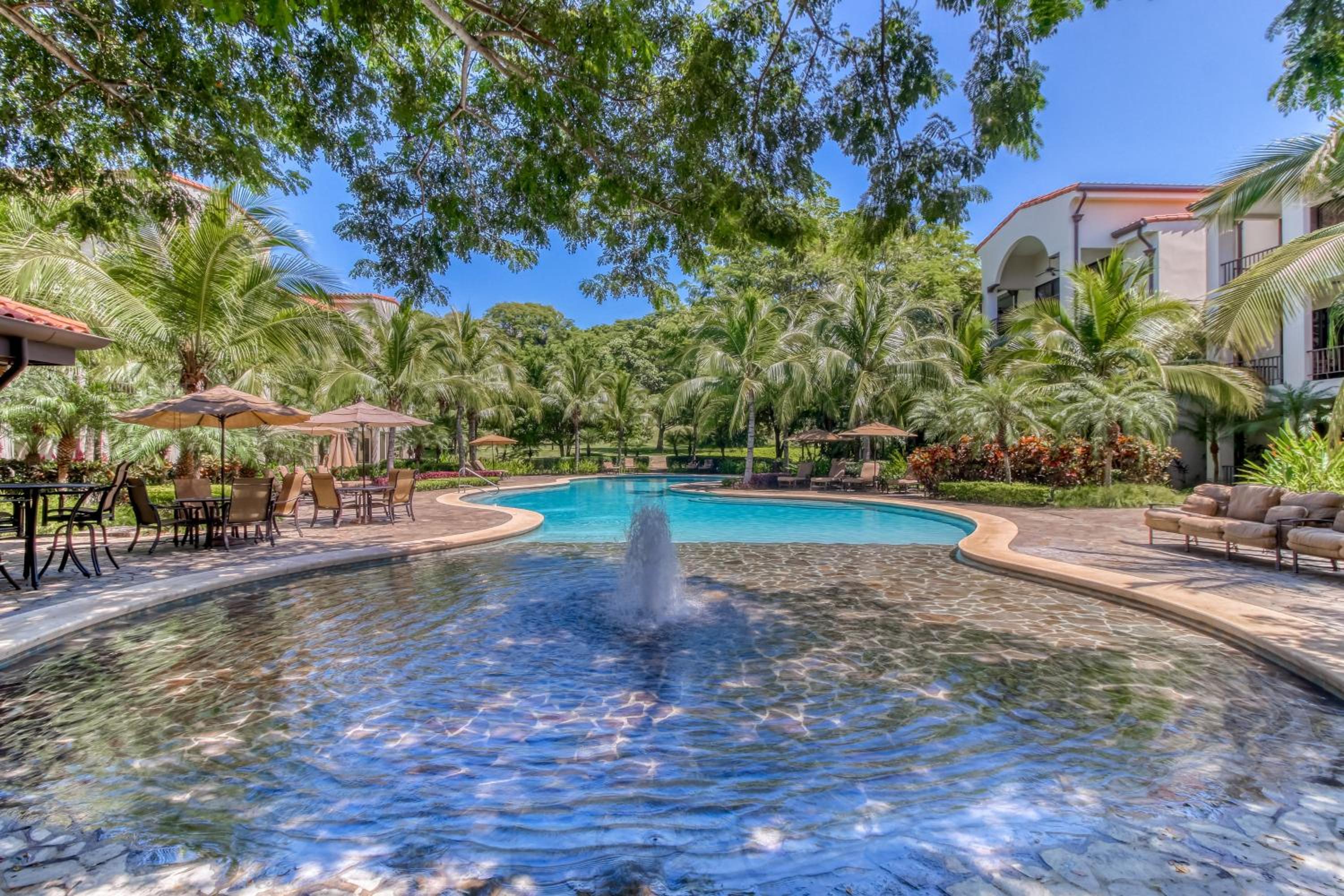 Pacifico Townhouse 106