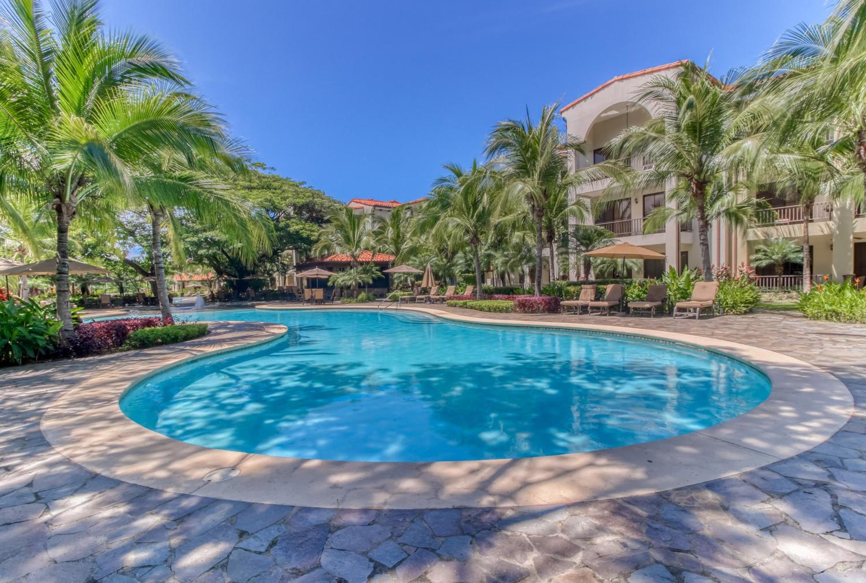 Pacifico Townhouse 106