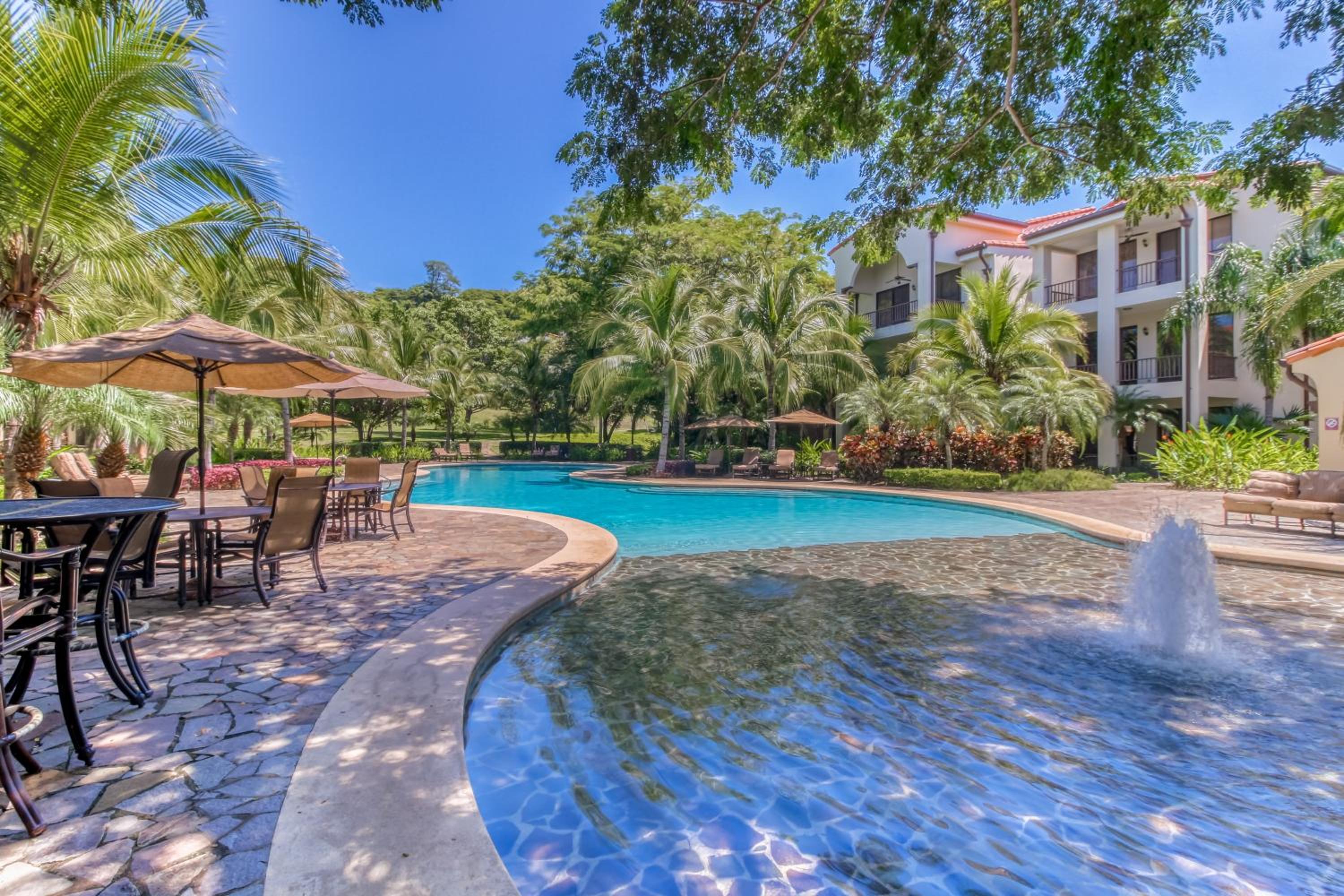 Pacifico Townhouse 106