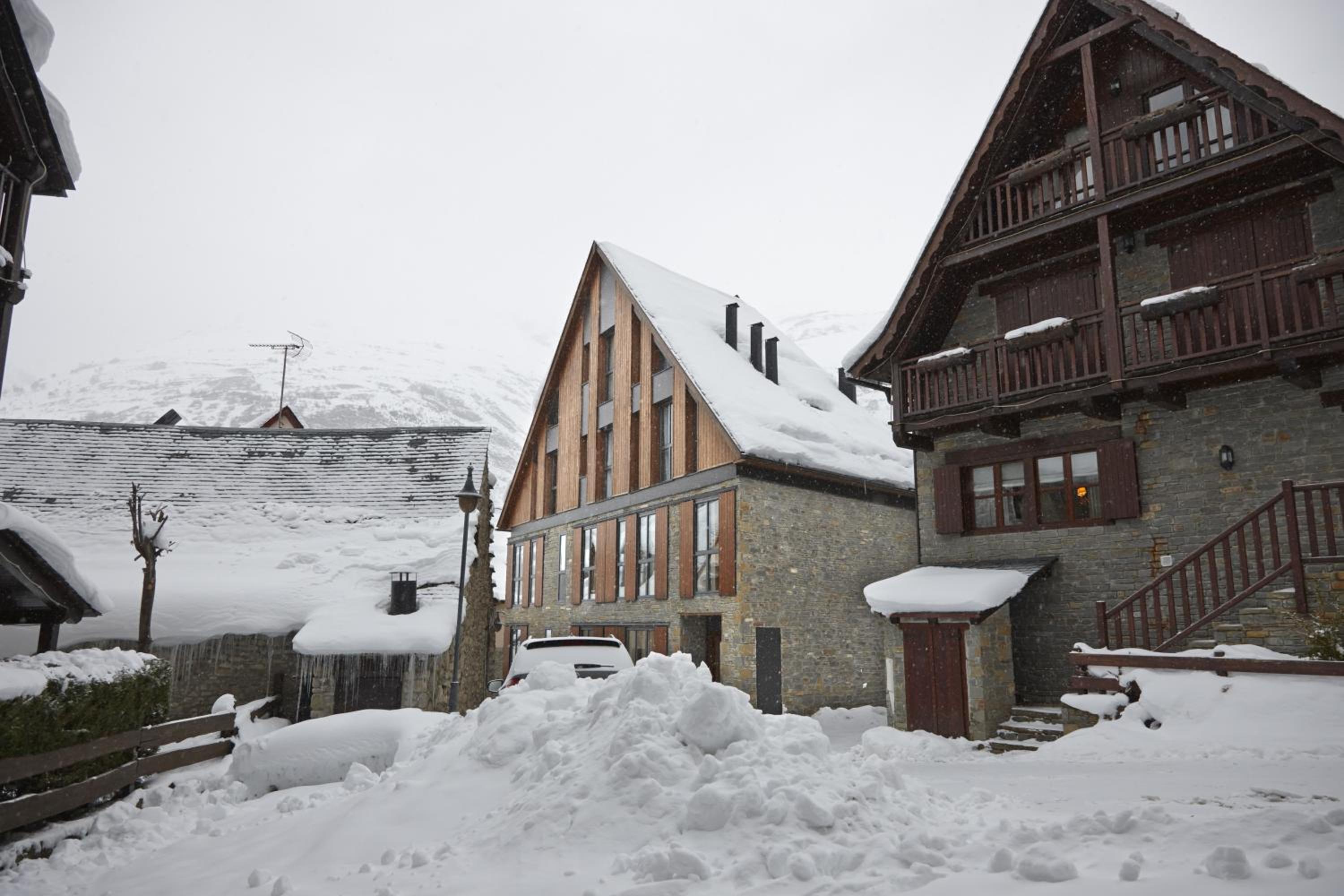 Val Arties 1 by FeelFree Rentals