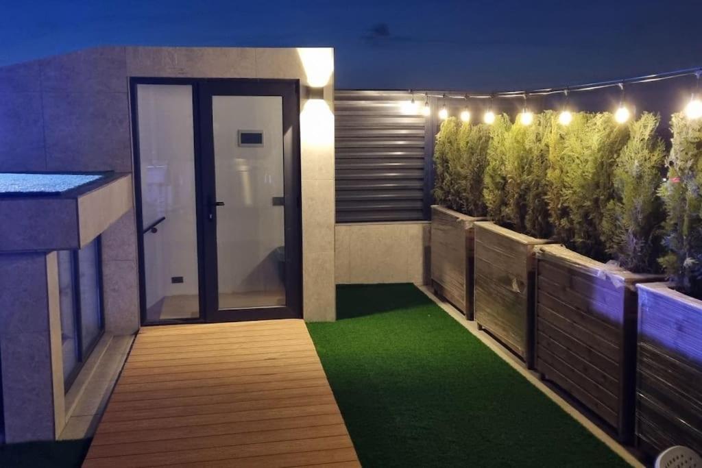 LaMinor Terrace