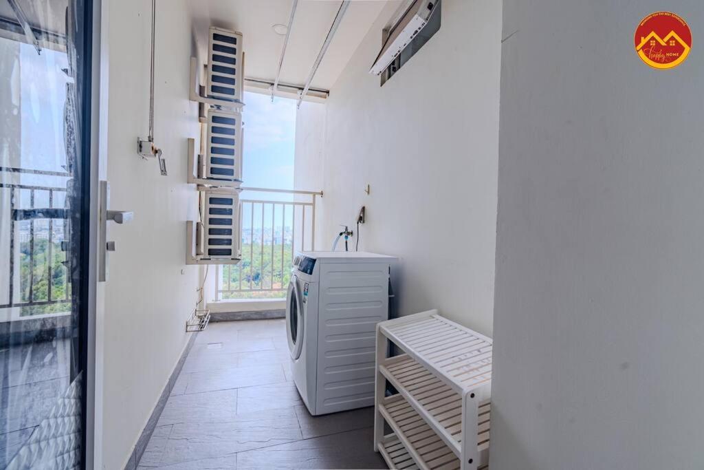 Apartment 2Br2WC near Tan Son Nhat airport - Nice