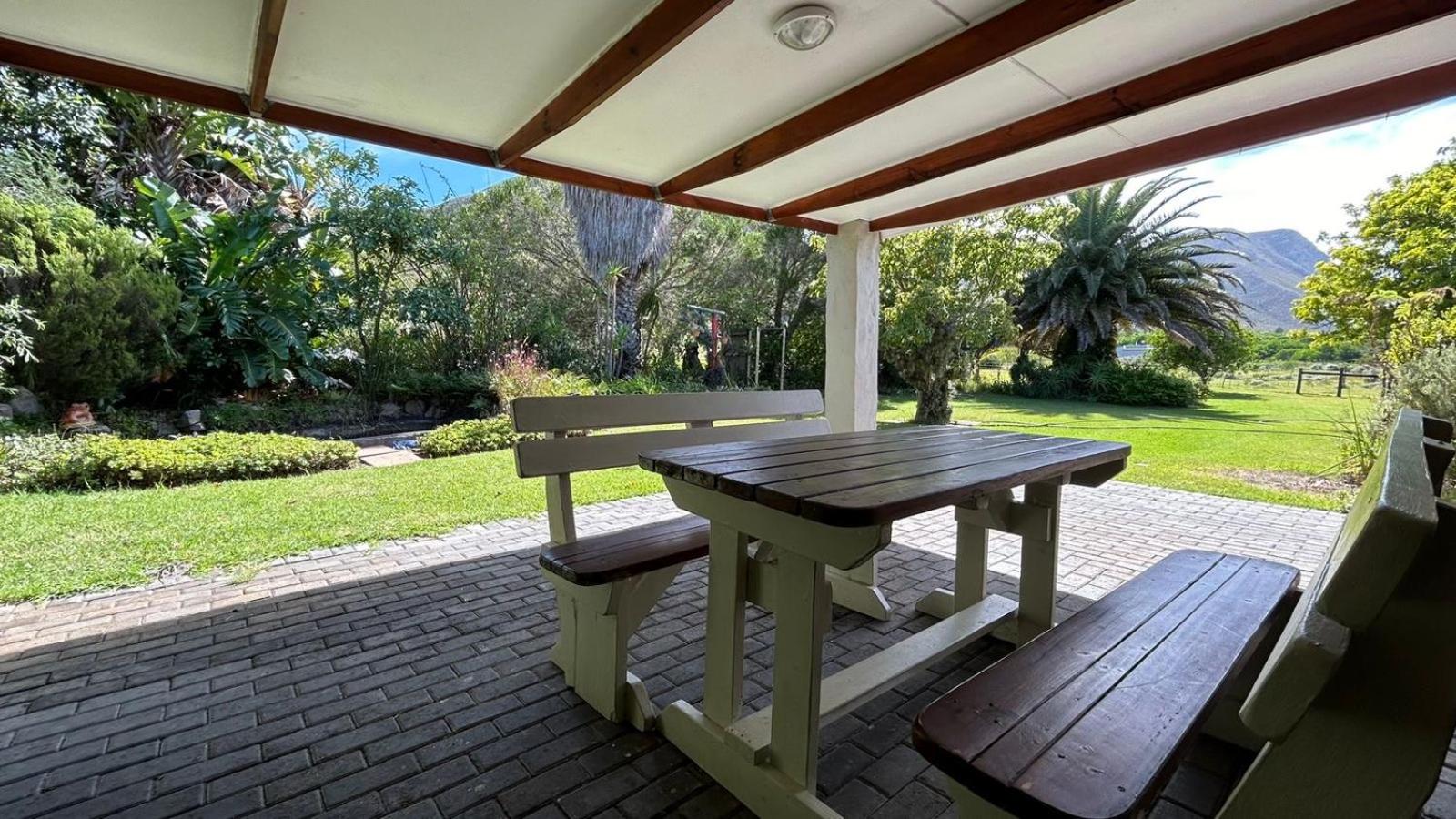 Lobelia Self-catering House