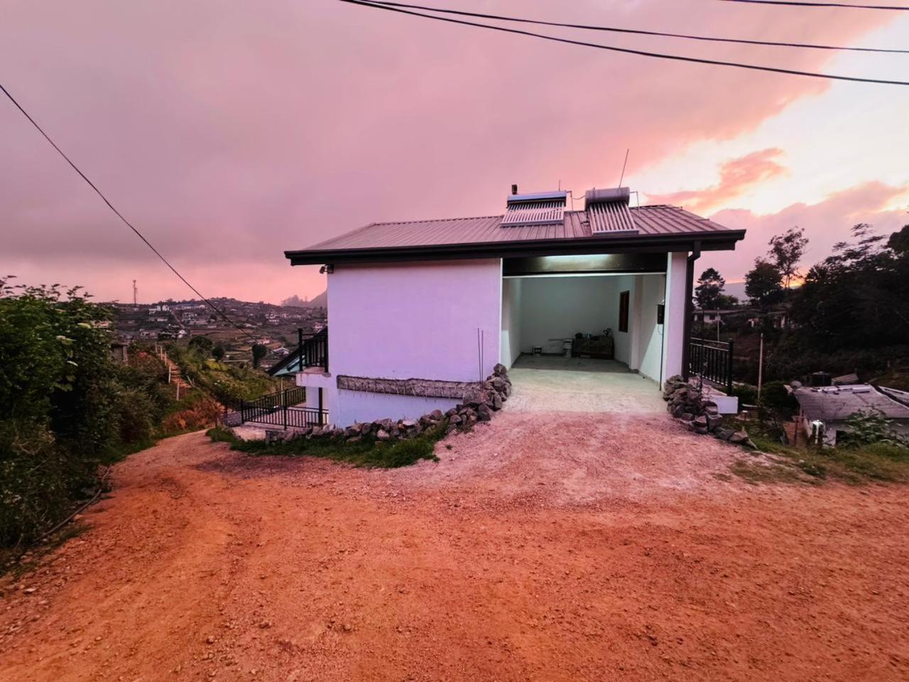 Hilltop Cottage