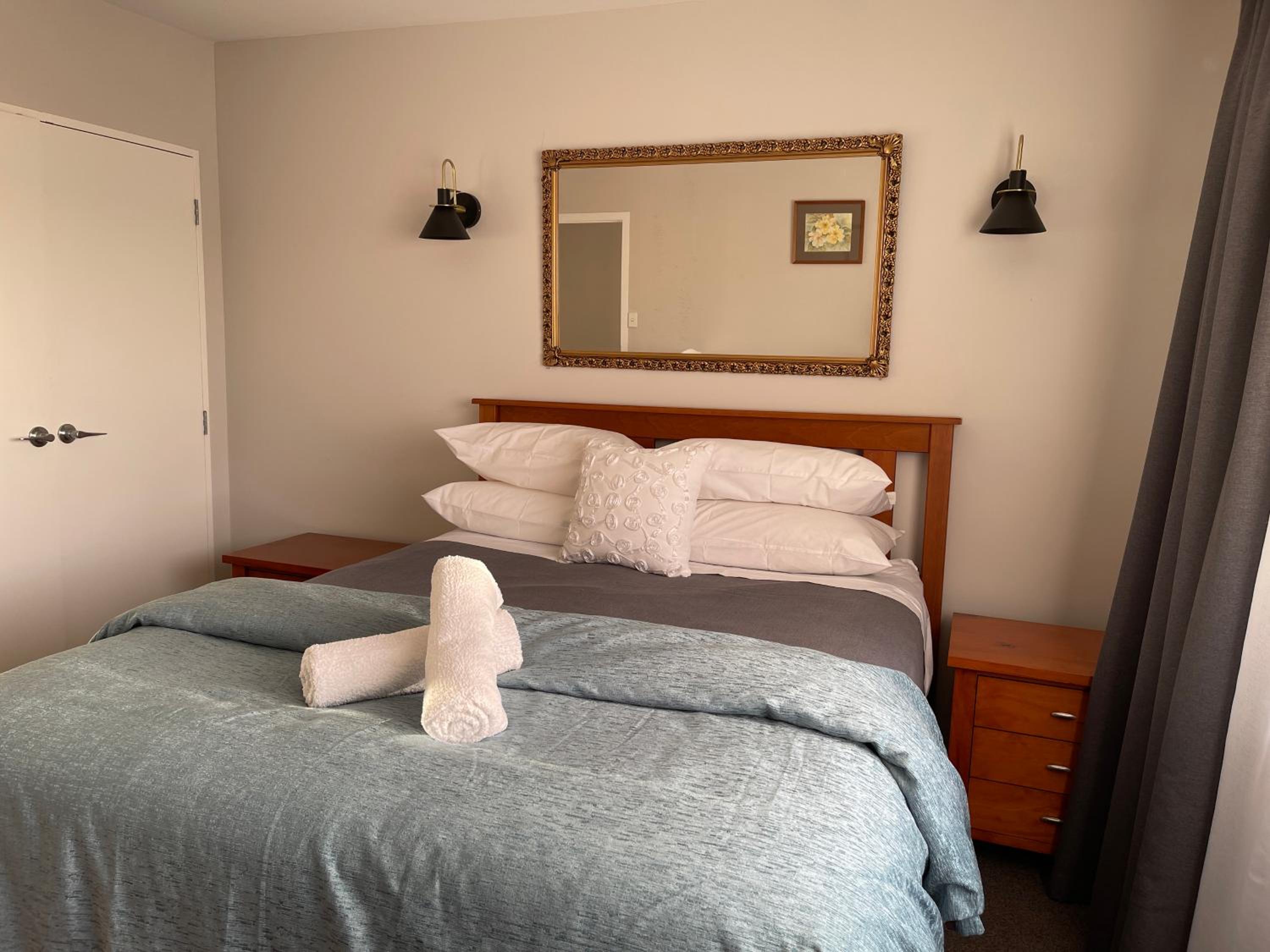 Airport apartments view 3