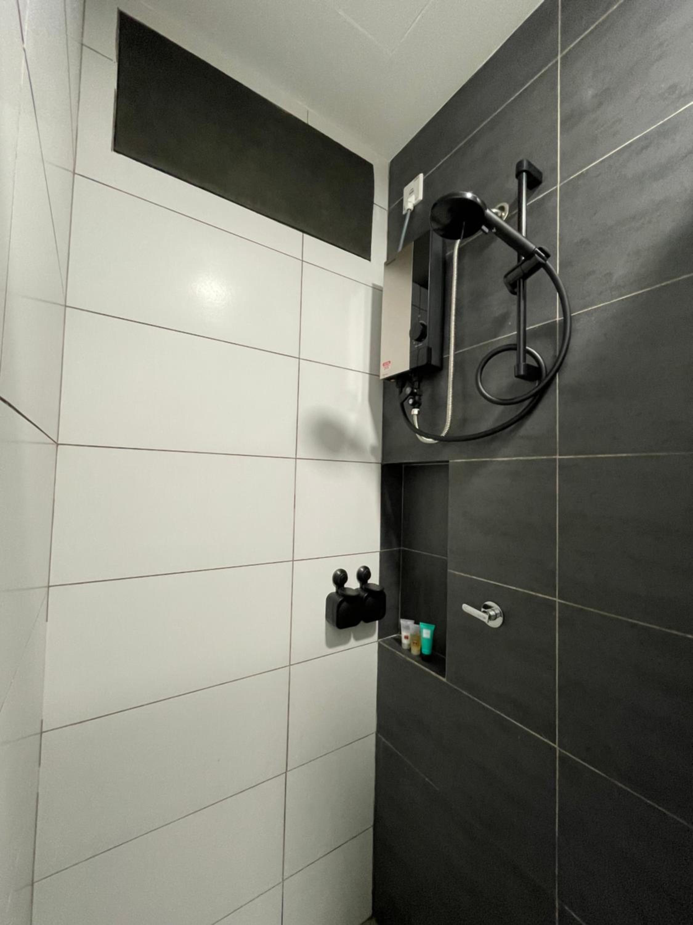 jugi suite @ Horizon Sepang KLIA view 2
