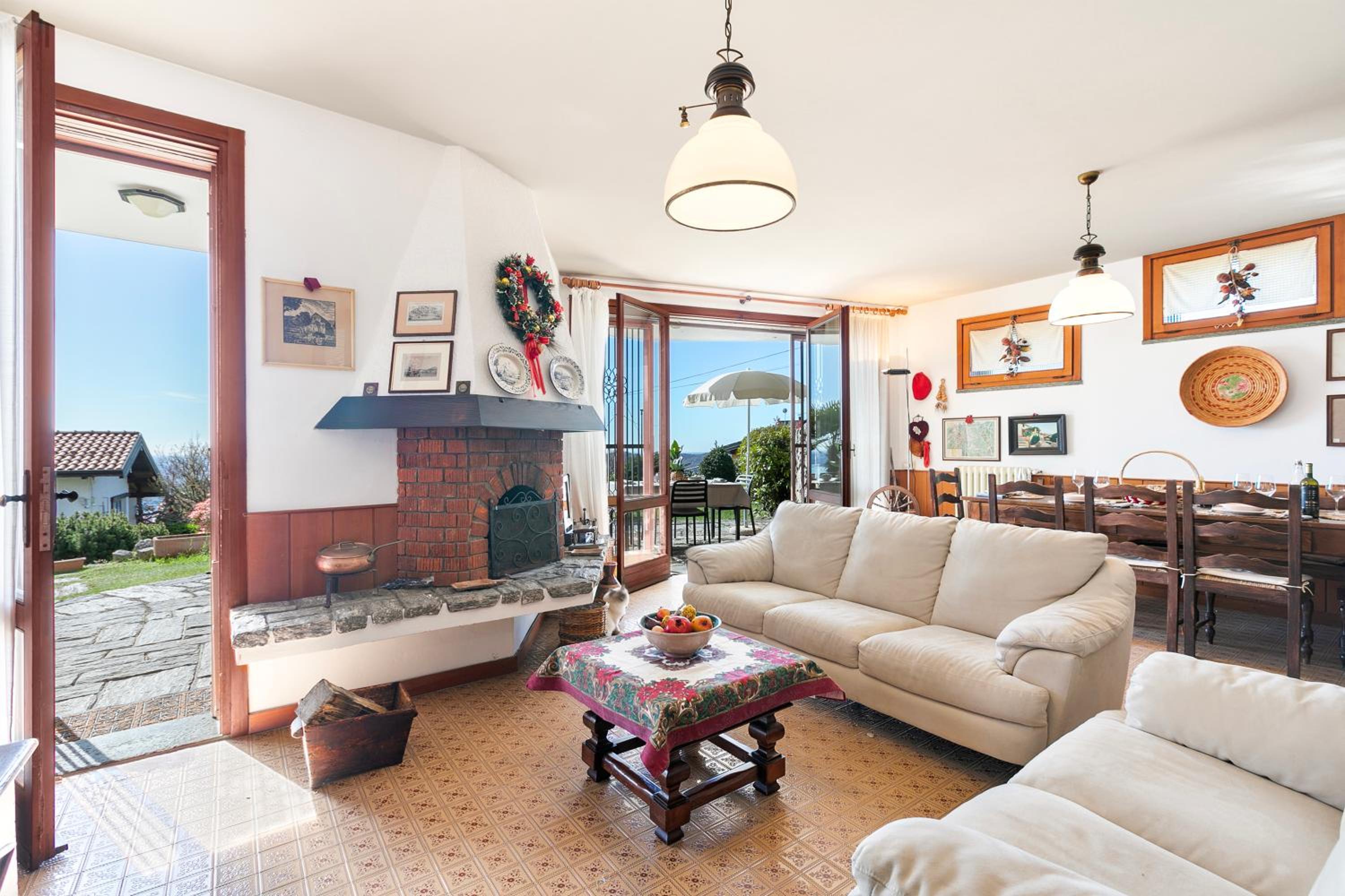 Il Poggio Radioso Lake View & Garden - Happy Rentals view 4