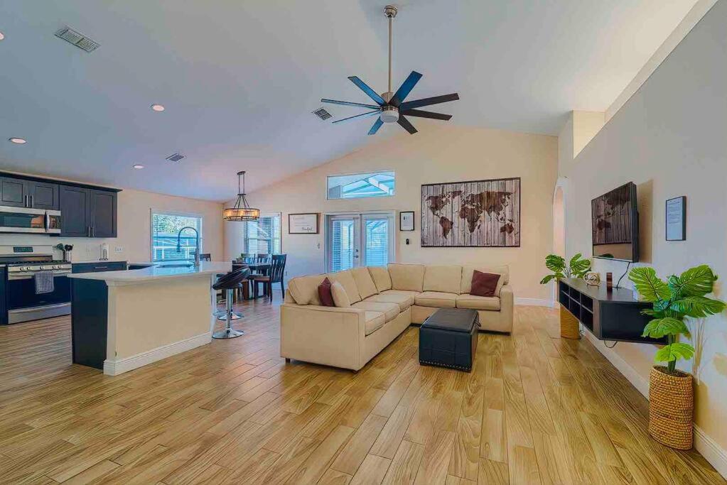 Spacious Home - Heated LED Pool & Ping Pong view 3