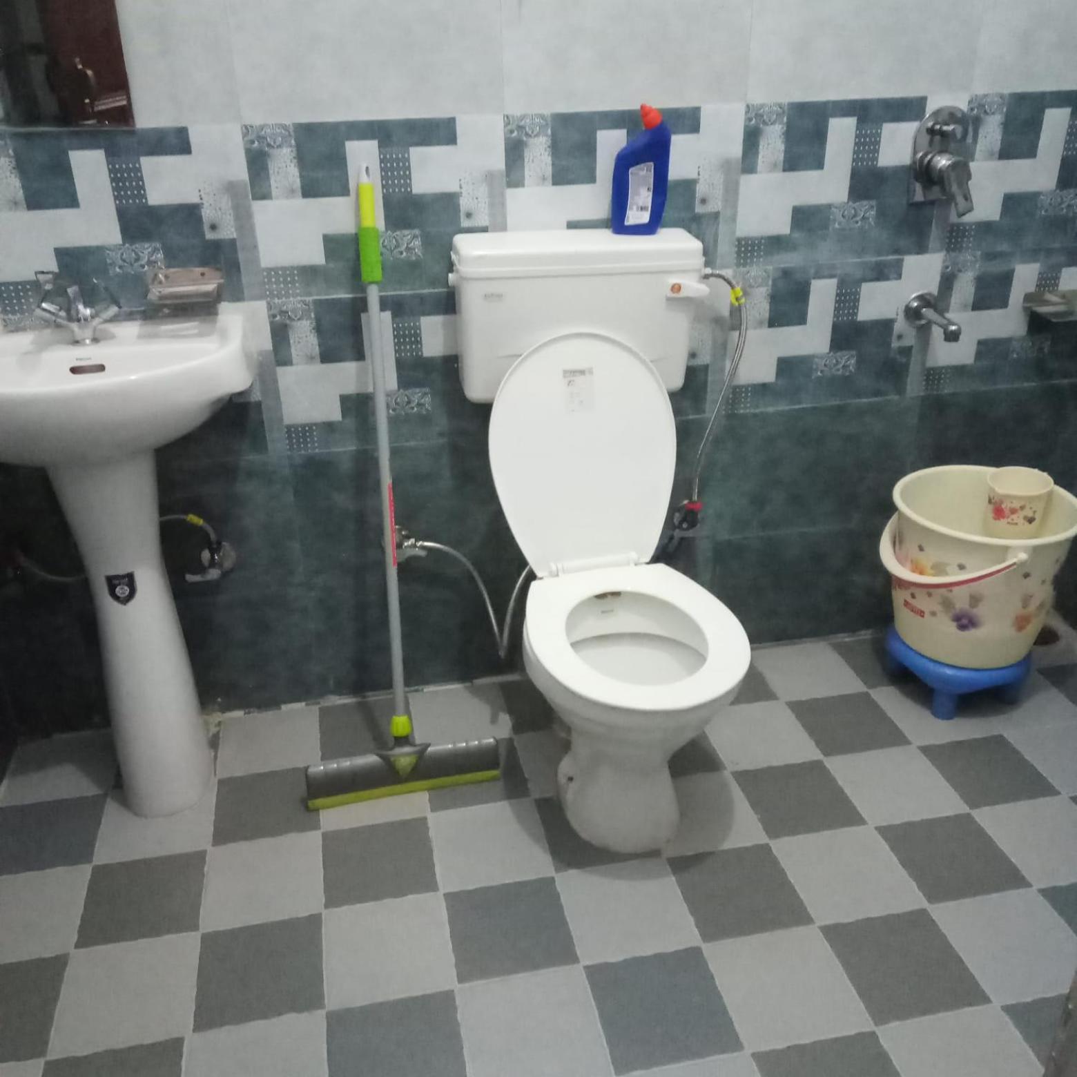 Photo 16