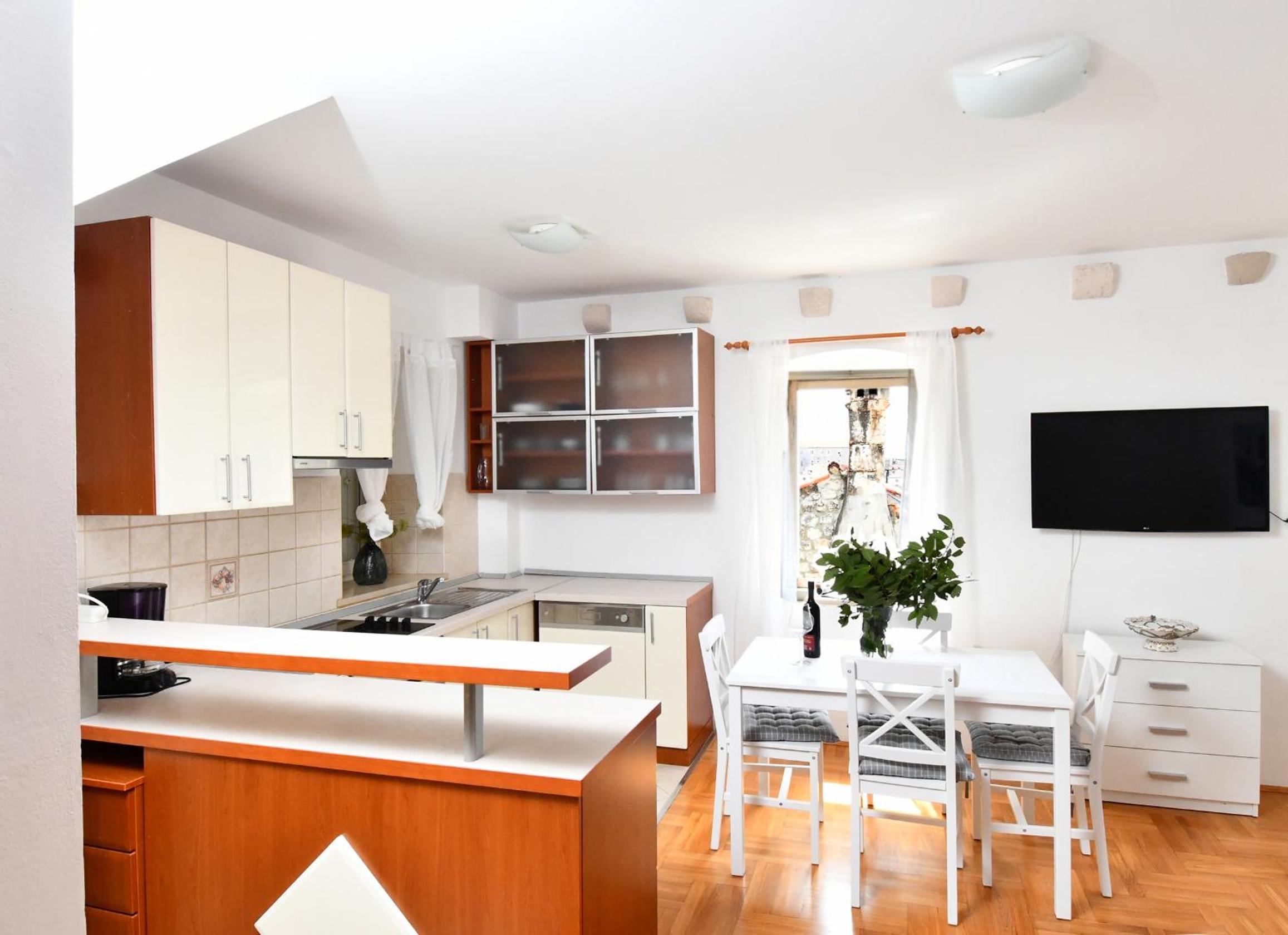 Apartments Lucia Old Town