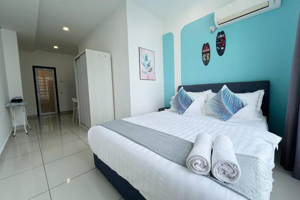 Oceanfront Charm 2BR GurneyDrive#SeaviewGeorgetown