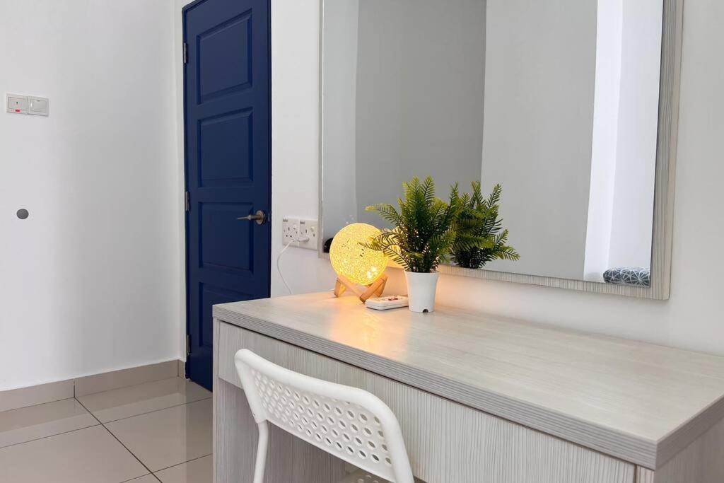Oceanfront Charm 2BR GurneyDrive#SeaviewGeorgetown