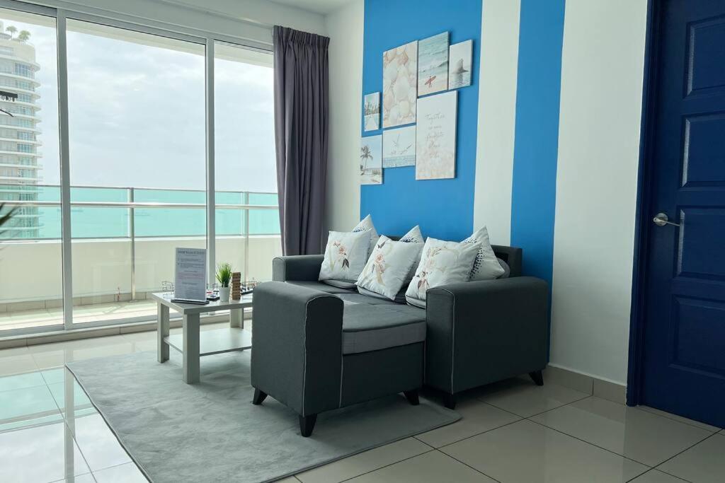 Oceanfront Charm 2BR GurneyDrive#SeaviewGeorgetown