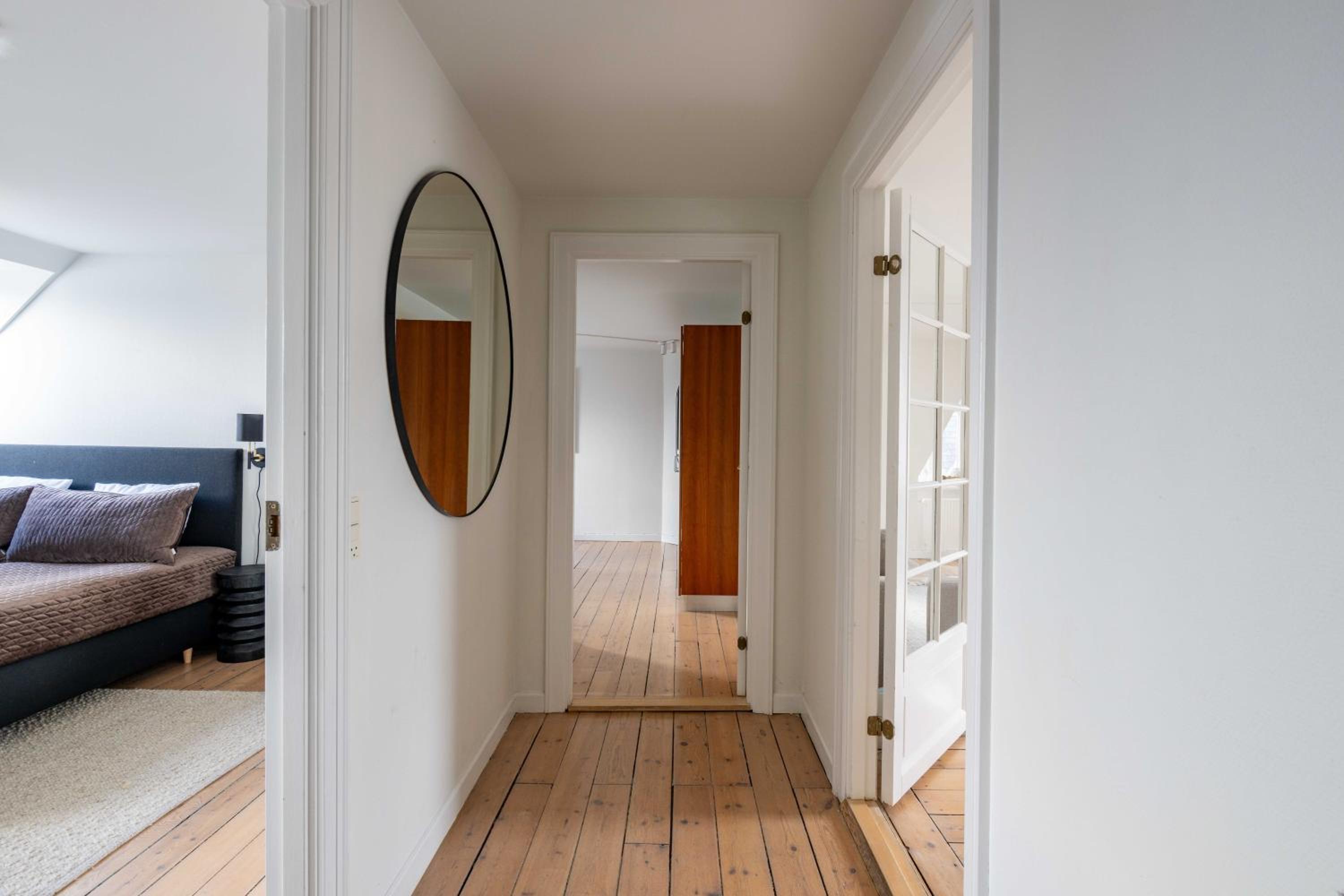 Cozy 2 Bedroom Flat in Peaceful Neighbourhood