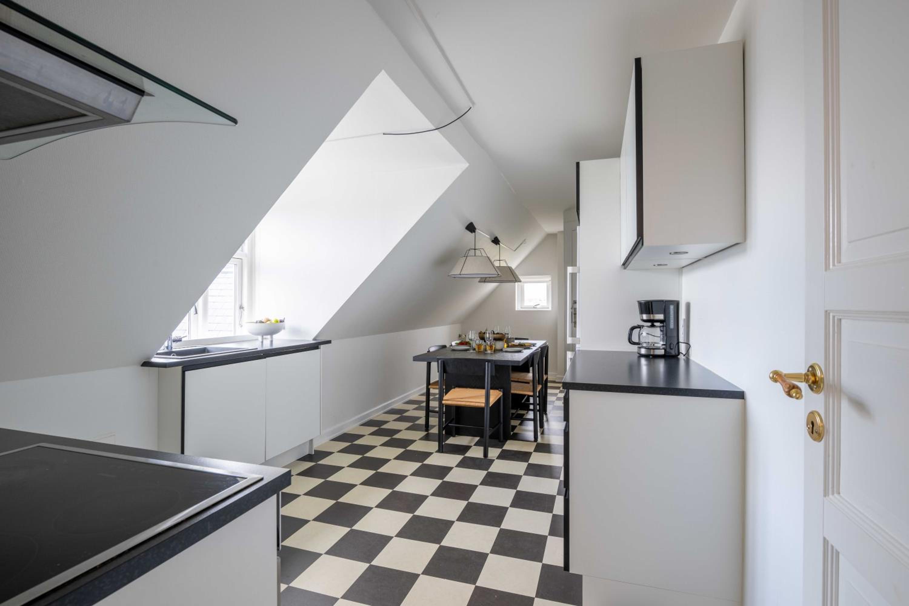 Cozy 2 Bedroom Flat in Peaceful Neighbourhood