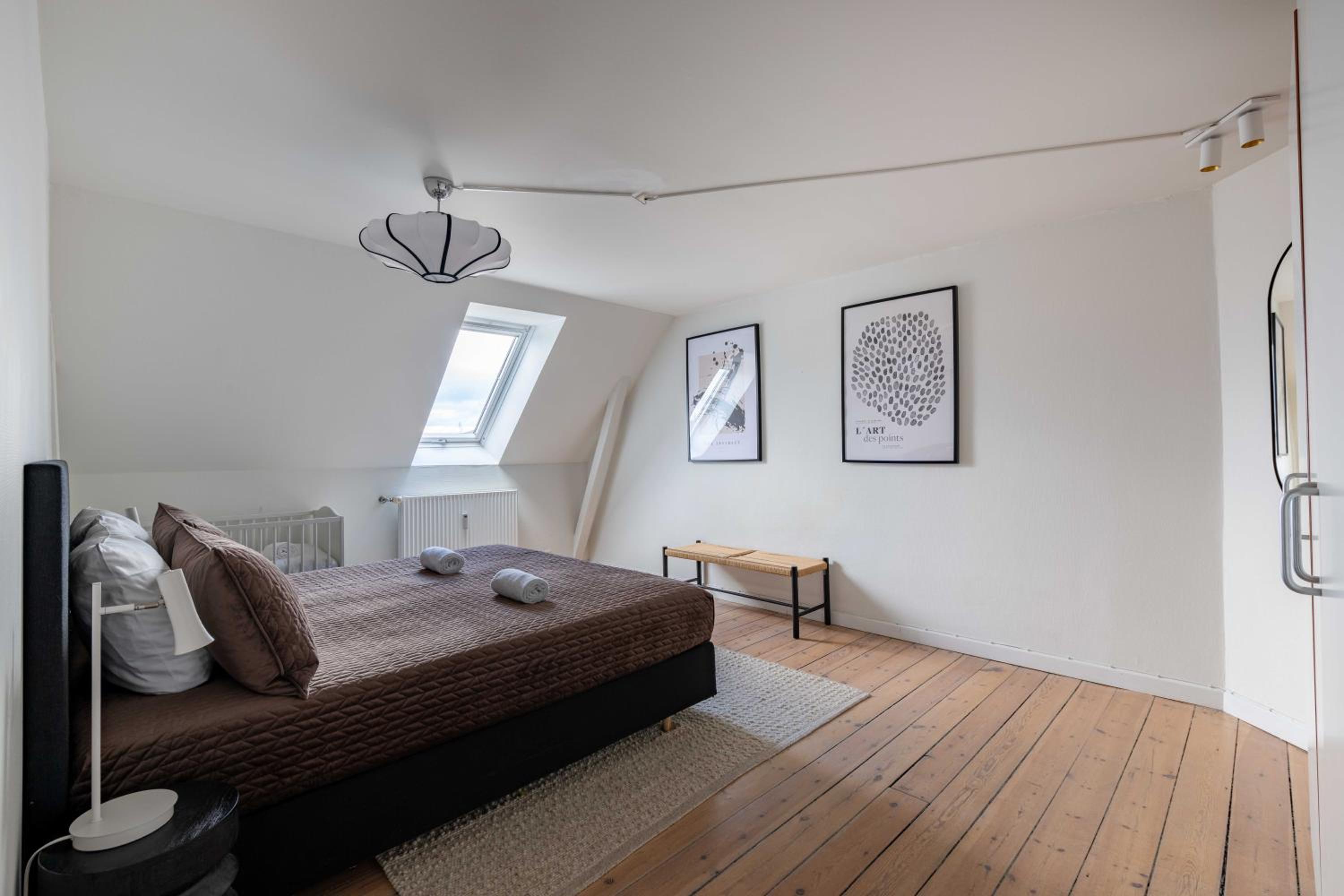 Cozy 2 Bedroom Flat in Peaceful Neighbourhood