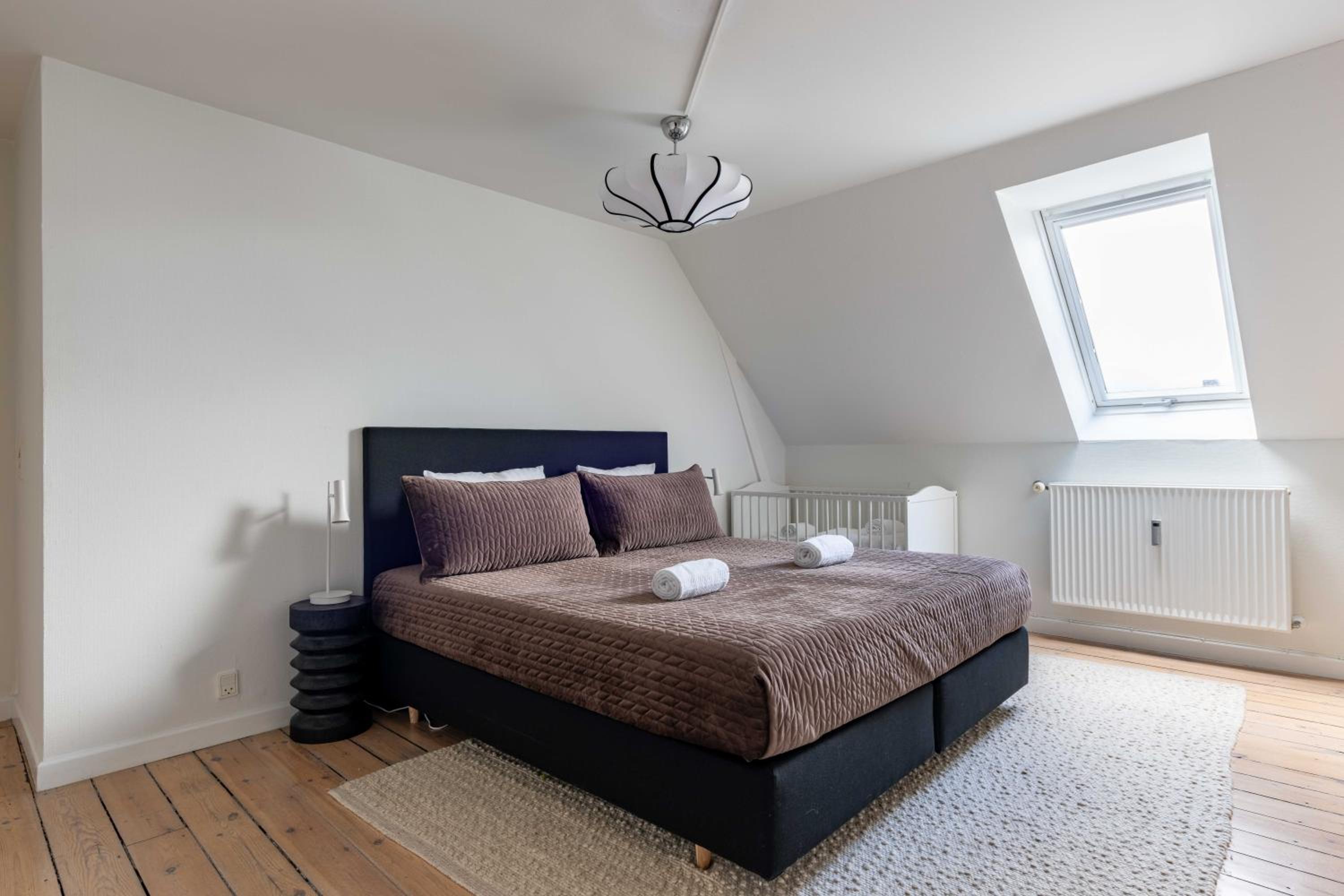Cozy 2 Bedroom Flat in Peaceful Neighbourhood