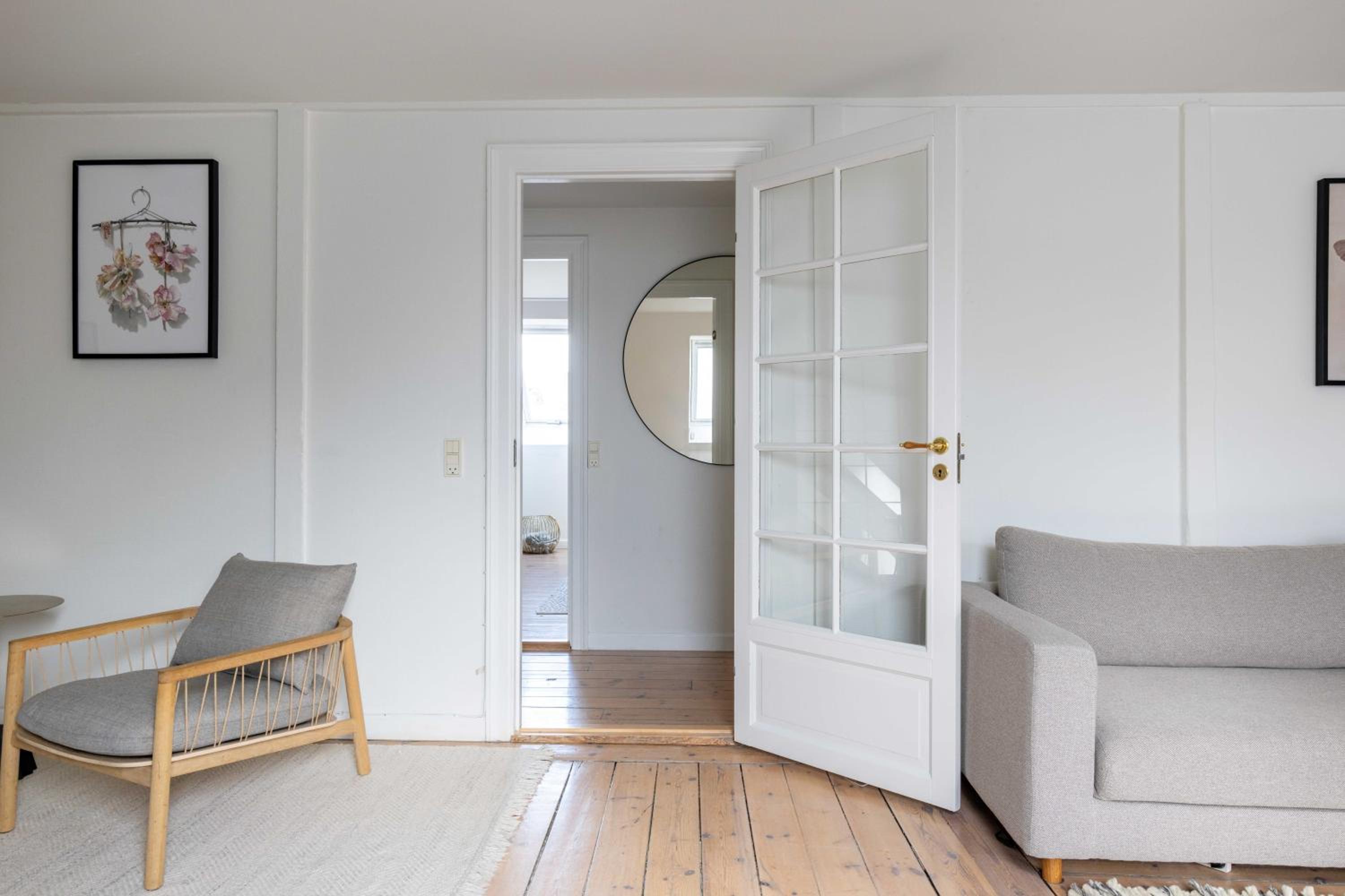 Cozy 2 Bedroom Flat in Peaceful Neighbourhood