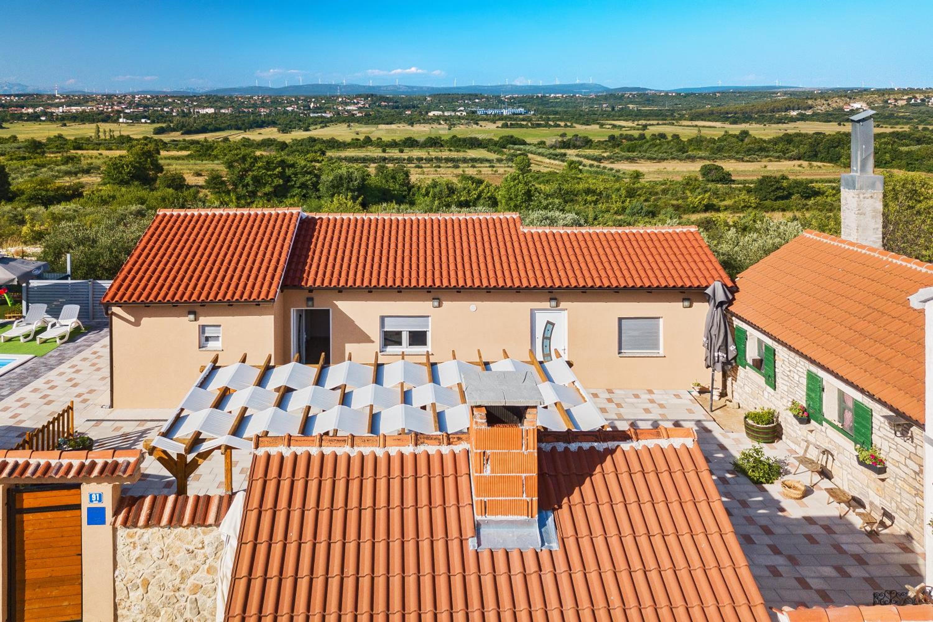Countryside holiday home - pool - big terrace view 4