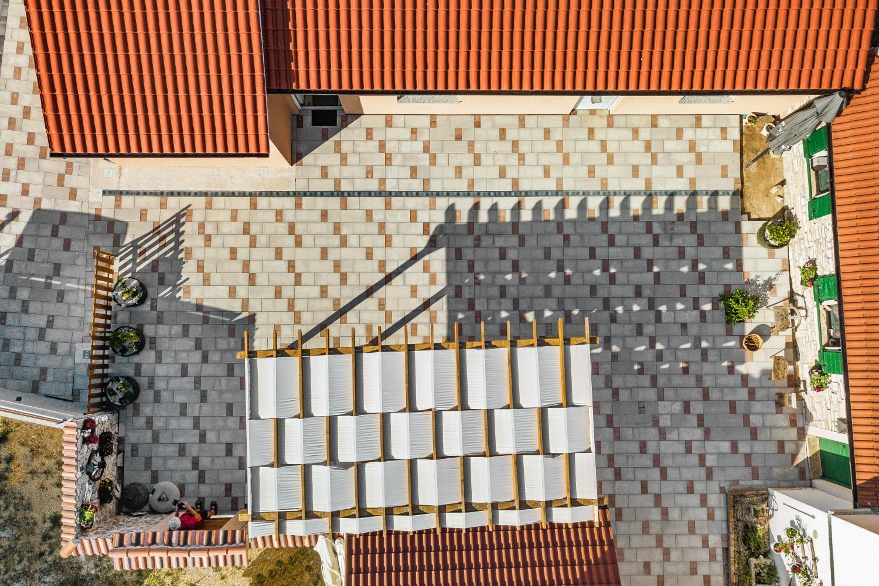 Countryside holiday home - pool - big terrace view 3