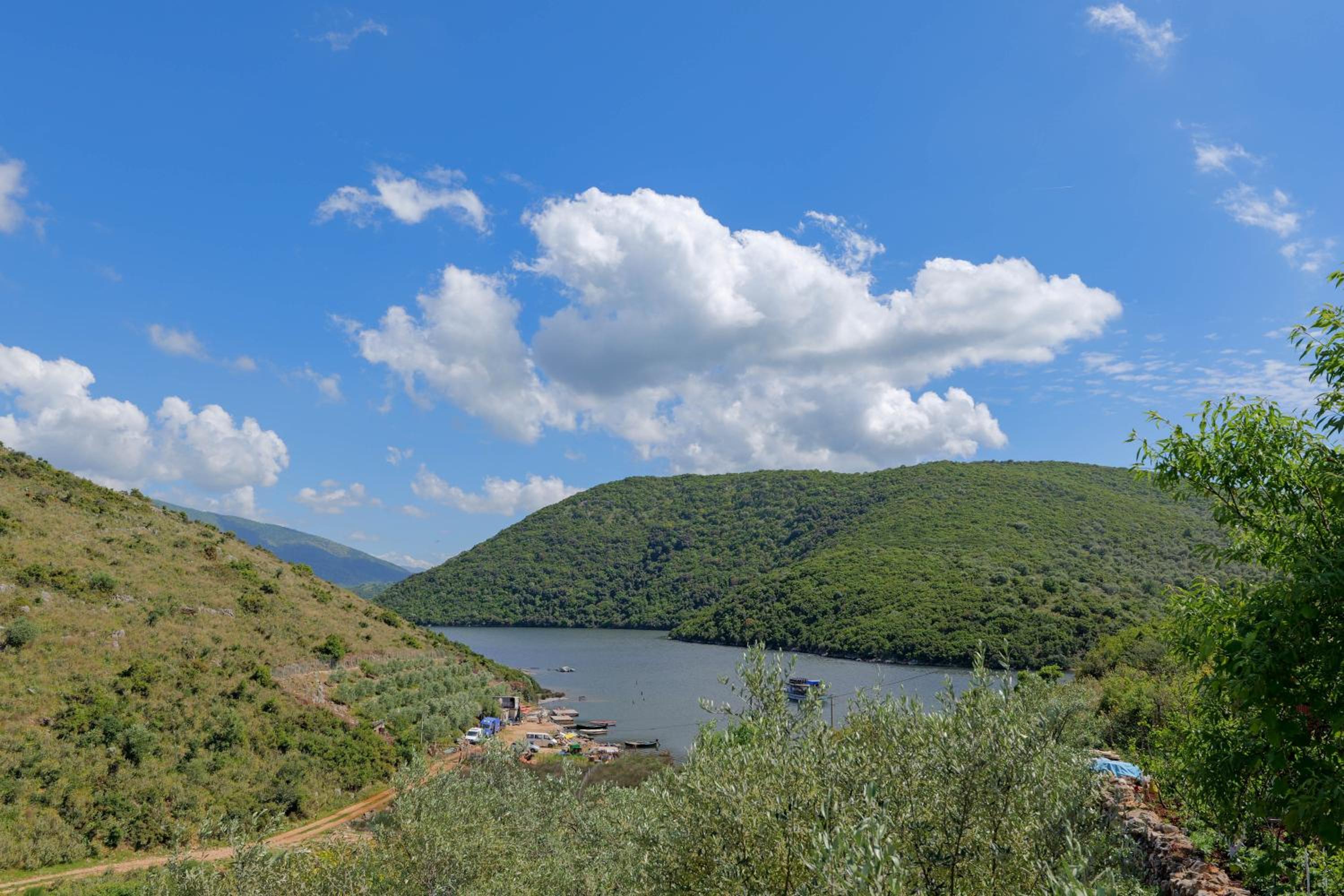 Lago Calmo Villa