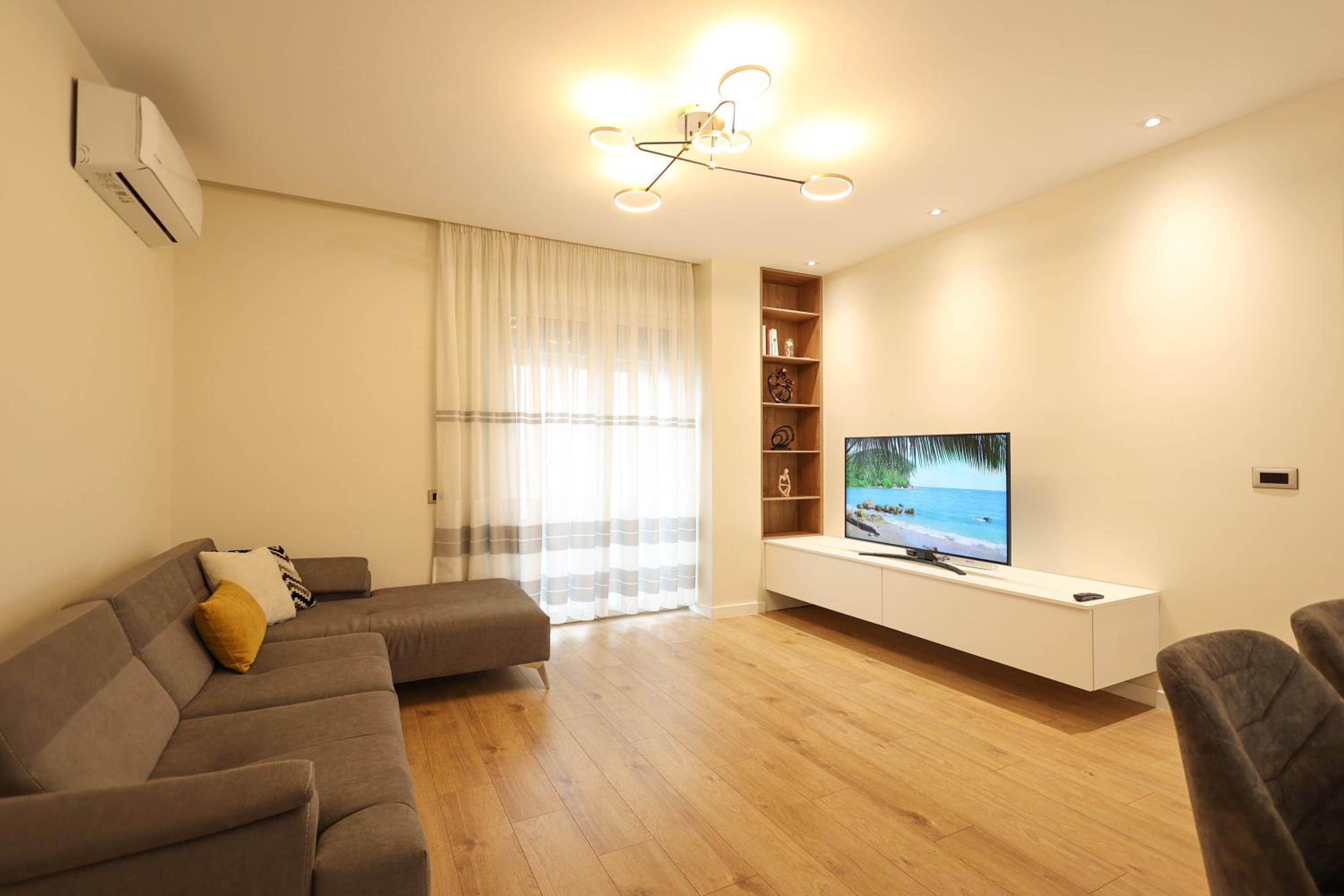 Grandstay Portside