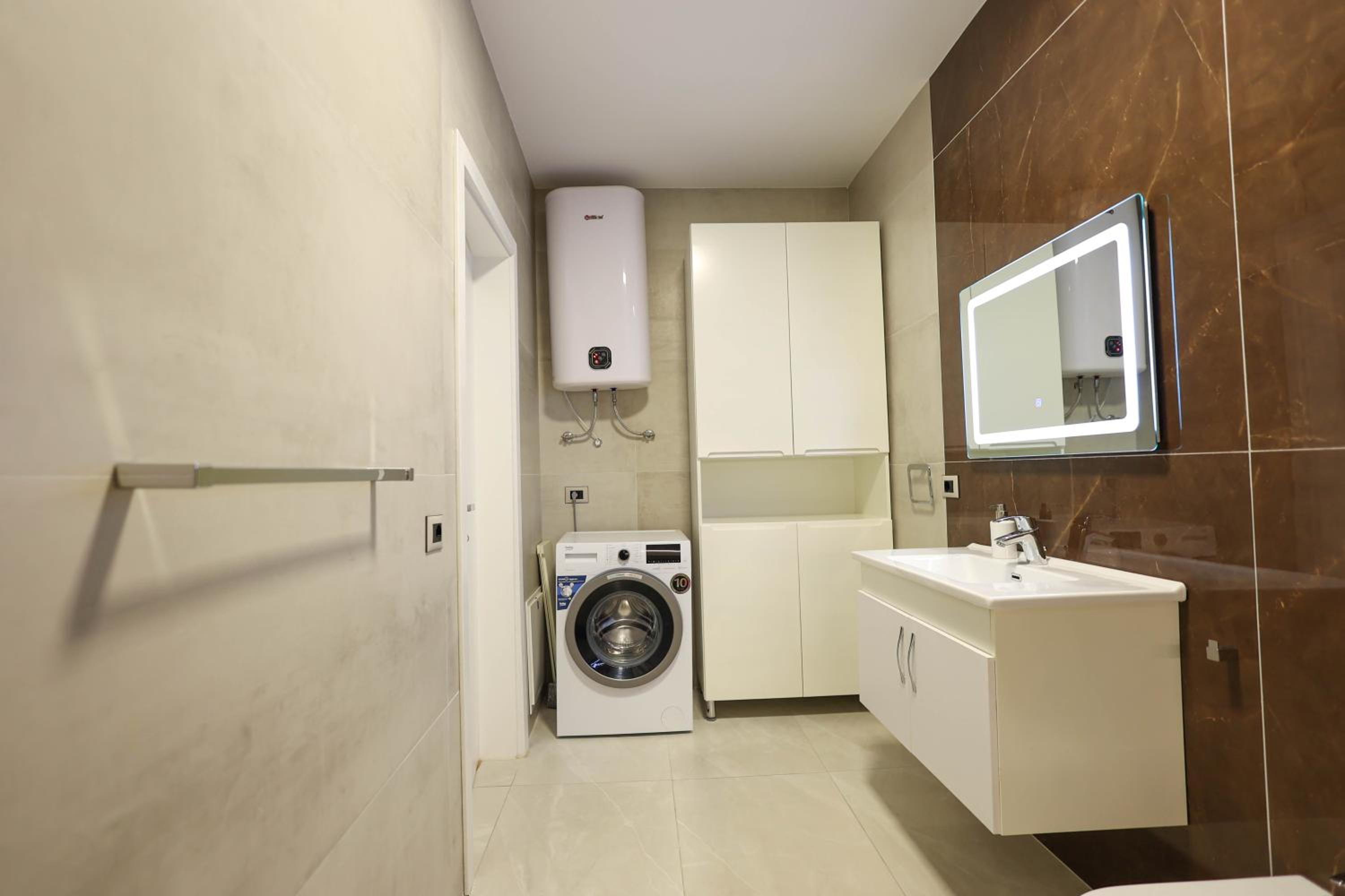 Grandstay Portside