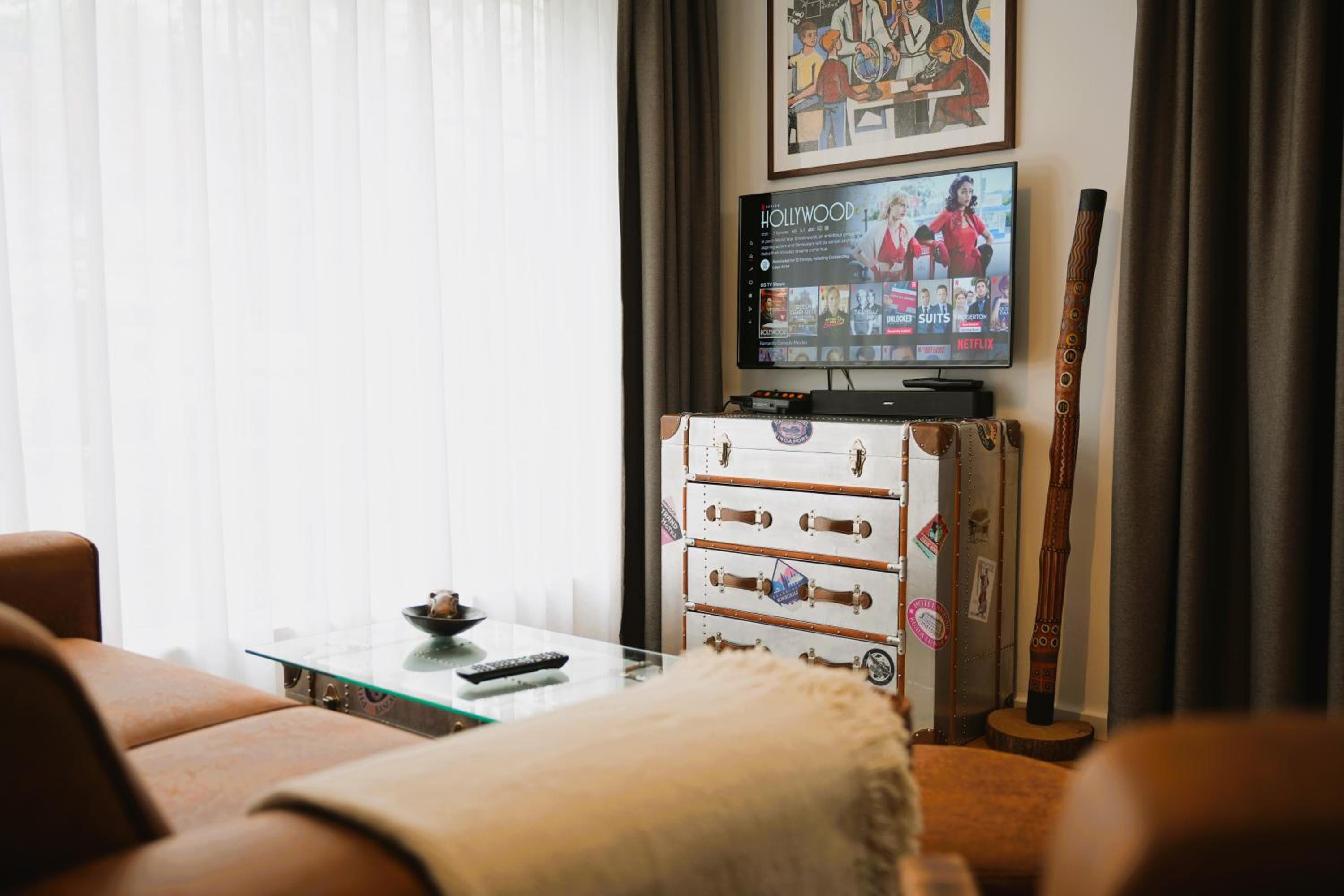 The Berlin Getaway / 80qm in Berlin's Historic Diplomatic Quarter