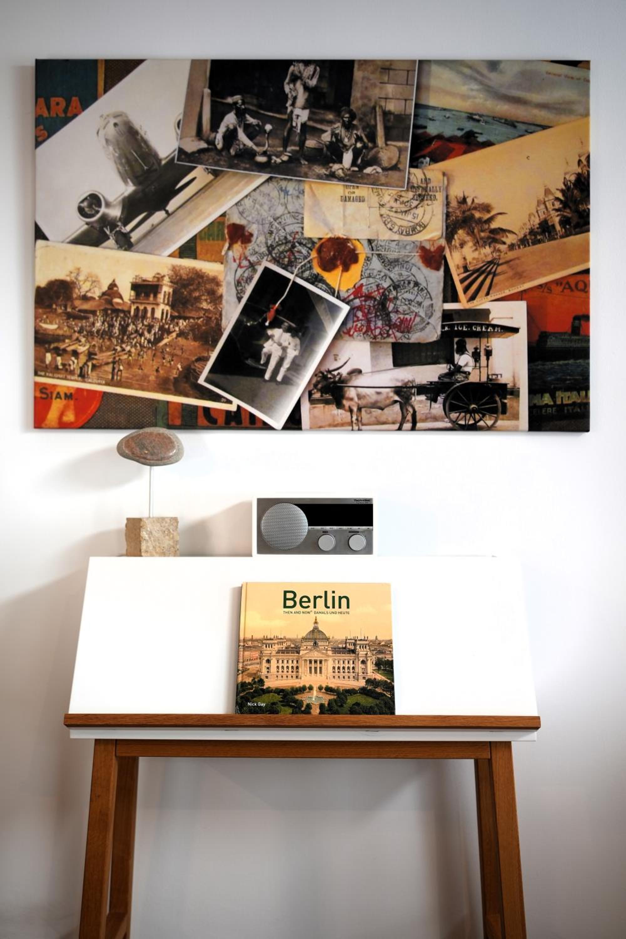 The Berlin Getaway / 80qm in Berlin's Historic Diplomatic Quarter