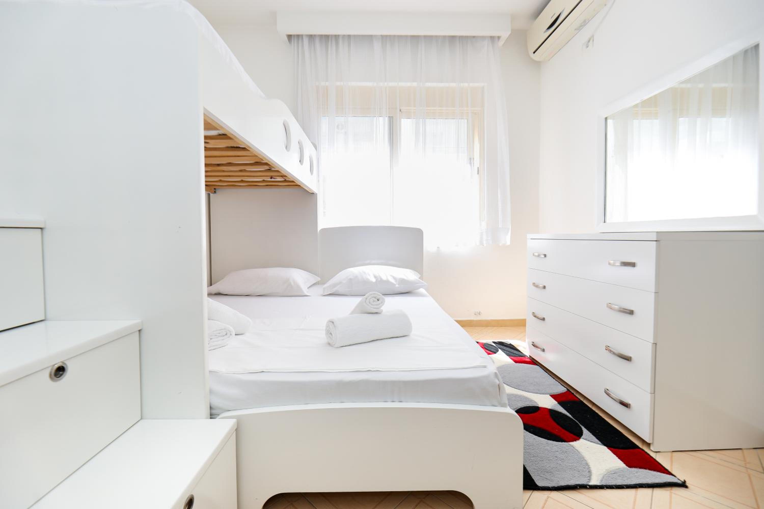 Noa Apartments