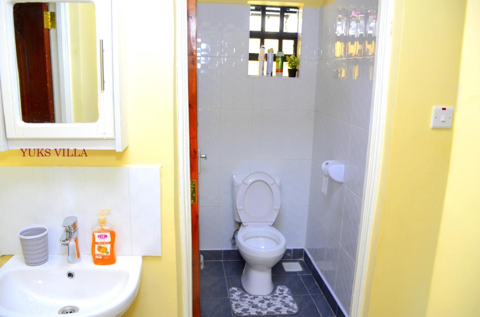 Yuks Villa
