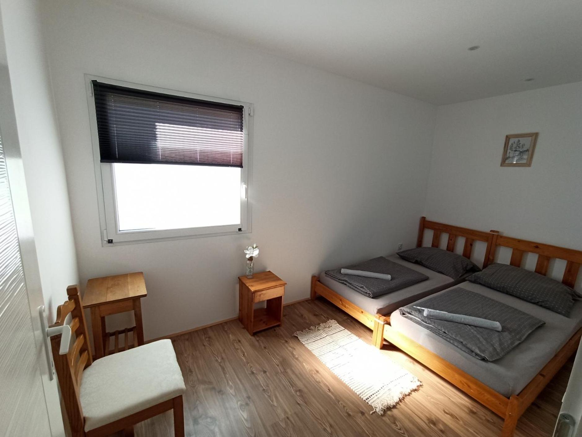 Pelso Holiday Apartments Hóvirág view 3