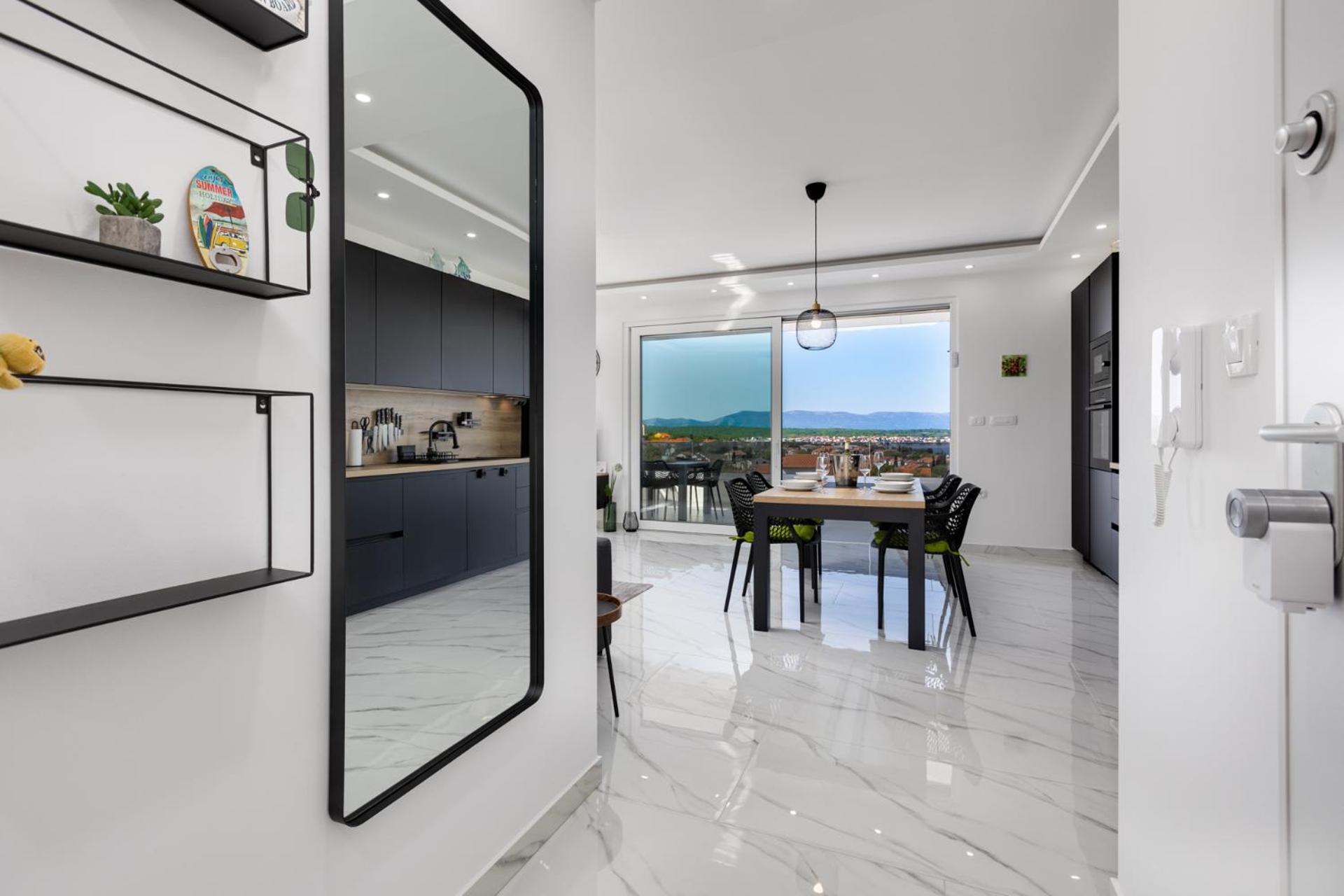 Sunset & Seaview Premium Apartment view 4