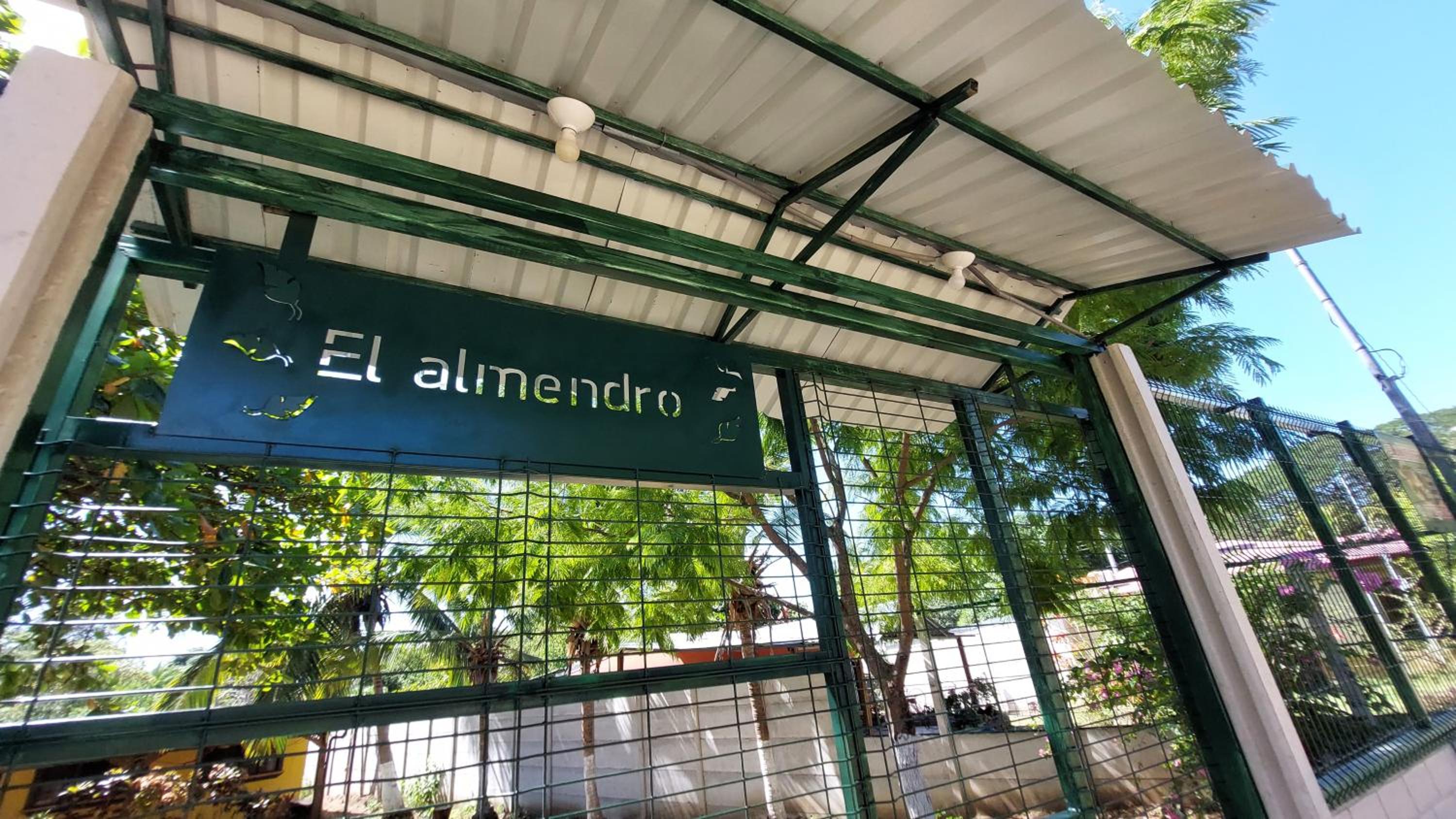 El Almendro