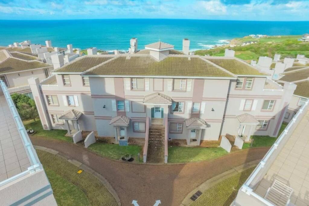Pinnacle Point Penthouse 14-5 view 3